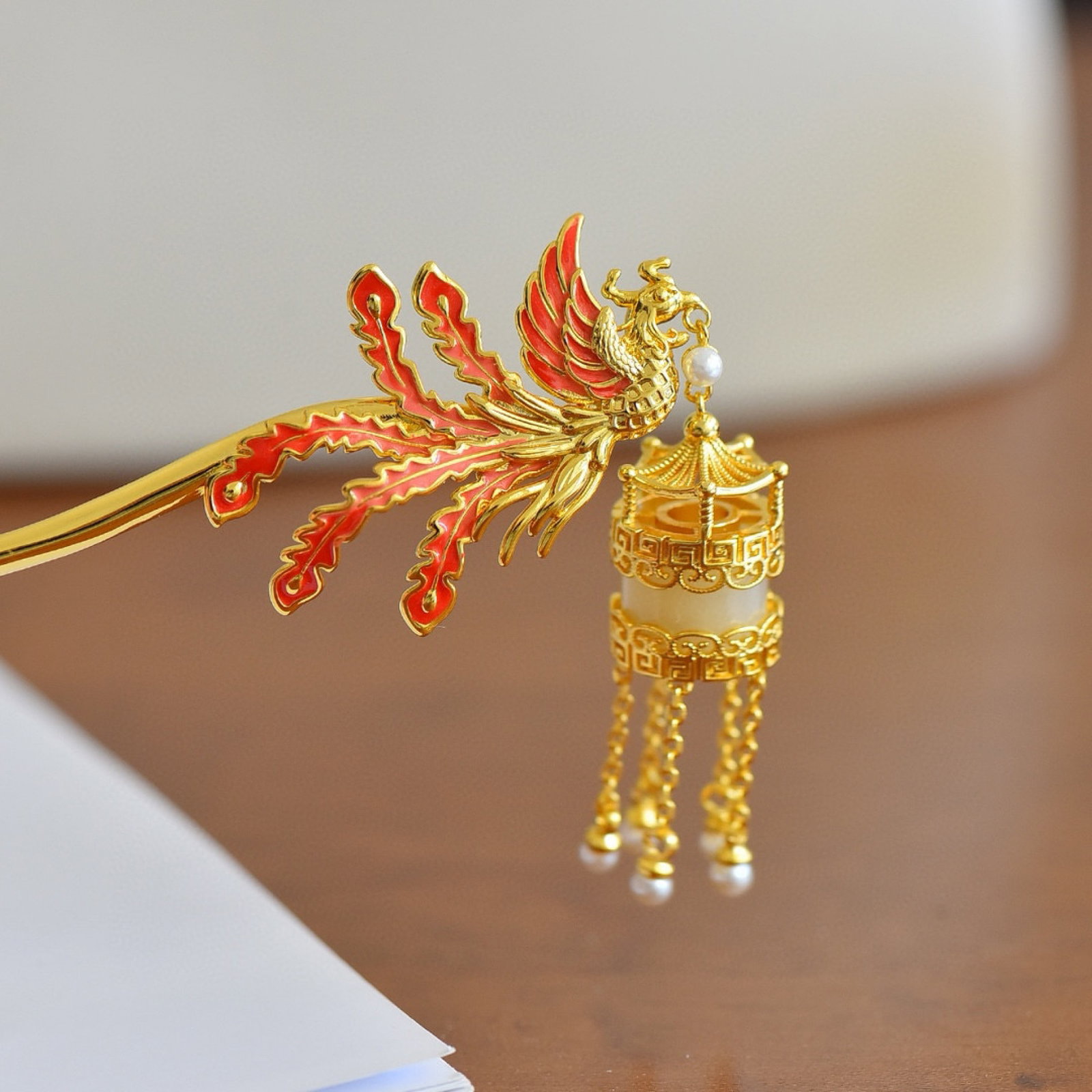 An Exquisite Bronze-Gold Plated Inlaid White Jade Phoenix Hairpin: An Exquisite Bronze-Gold Plated Inlaid White Jade Phoenix Hairpin,Size:0.3inx0.5in 铜镀金镶白玉凤发簪