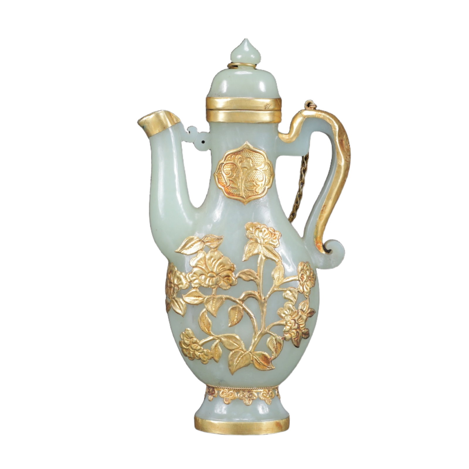 An Exquisite White Jade Cover with Gold Flower Pattern Ewer: An Exquisite White Jade Cover with Gold Flower Pattern Ewer,Qing Dynasty,China,Size:(Pot)3.9inx1.4inx7.1in,(Box)9.1inx6.7inx4.3in,Weight:328g 白玉包金花卉纹&#