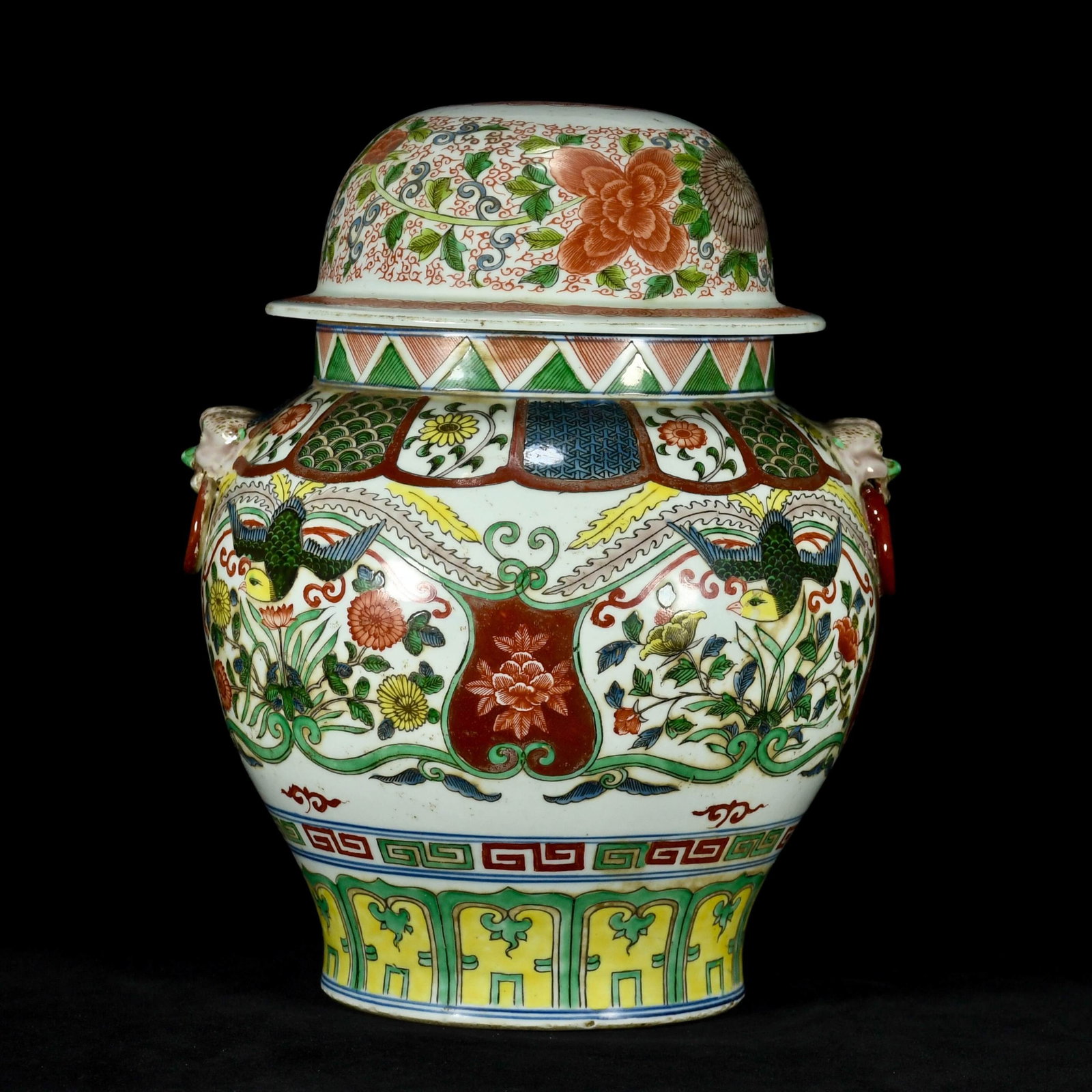 A Rare Wucai Flower and Bird Pattern Jar: A Rare Wucai Flower and Bird Pattern Jar,Ming Dynasty,China,Wanli Six-character Mark,Size:12.6inx10.2in 五彩花鸟纹盖罐,中国明代,ߍ