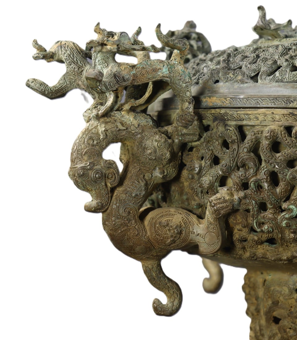 An Exquisite Bronze Dragon Pattern Censer - 4