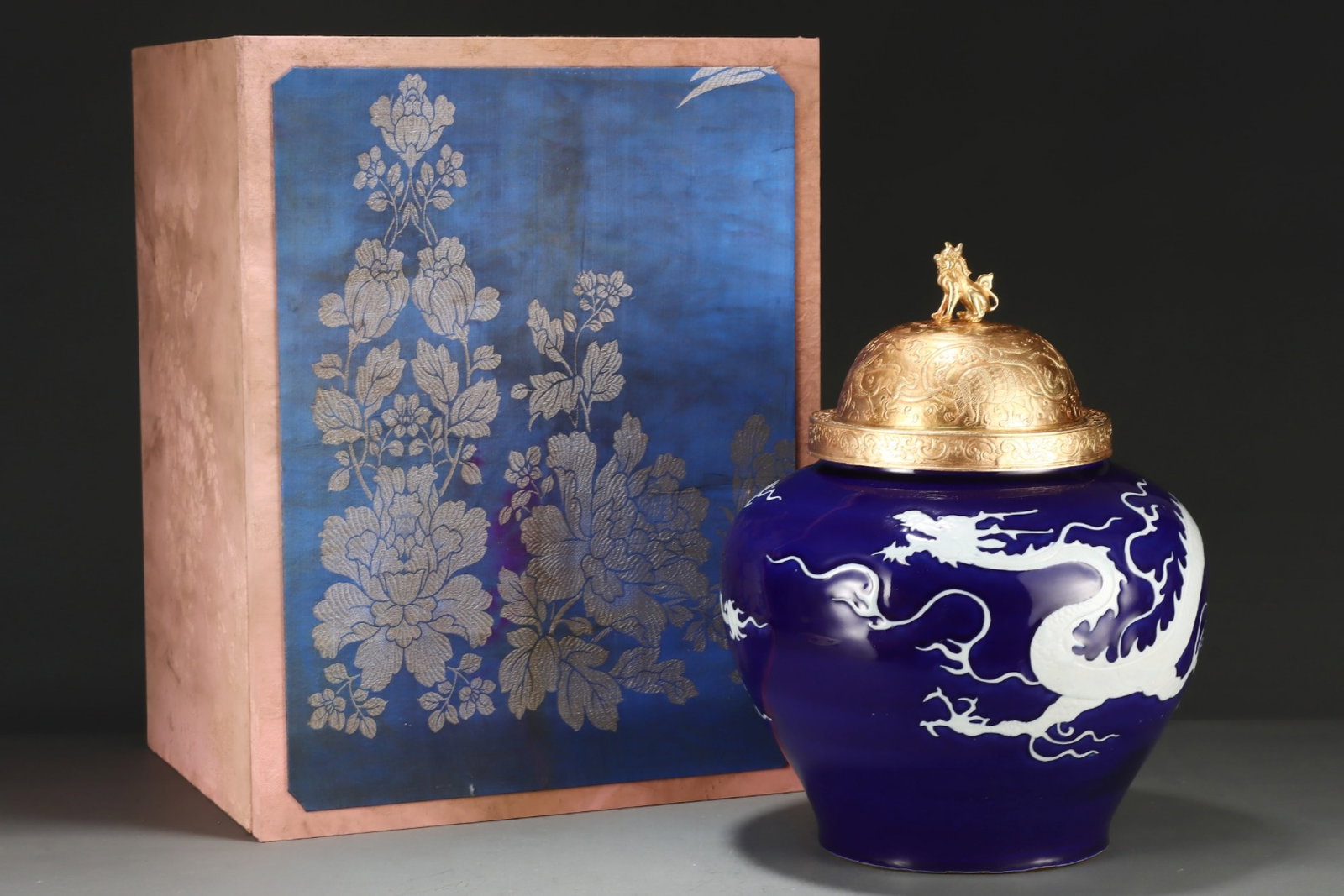 A Huge Ji Blue Glazed Dragon Pattern Jar with Cover: A Huge Ji Blue Glazed Dragon Pattern Jar with Cover,Yuan Dynasty,China,Size:16.3inx13in 霁蓝釉龙纹盖罐,中国元代