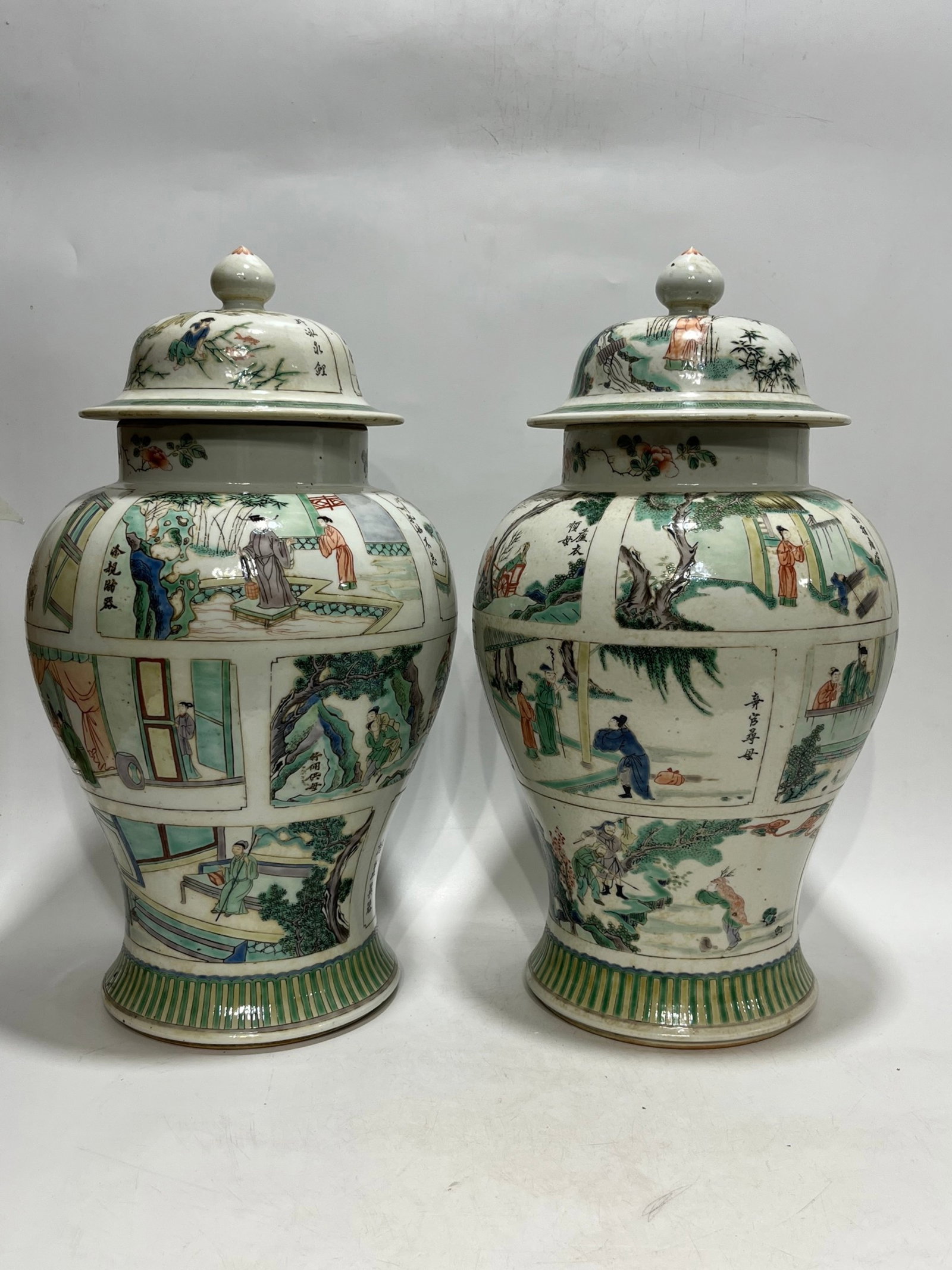 A Pair of Huge Wucai Figure Pattern Jars with Cover: A Pair of Huge Wucai Figure Pattern Jars with Cover,Qing Dynasty,China,Size:16.5in 一对五彩人物纹盖罐,中国清代