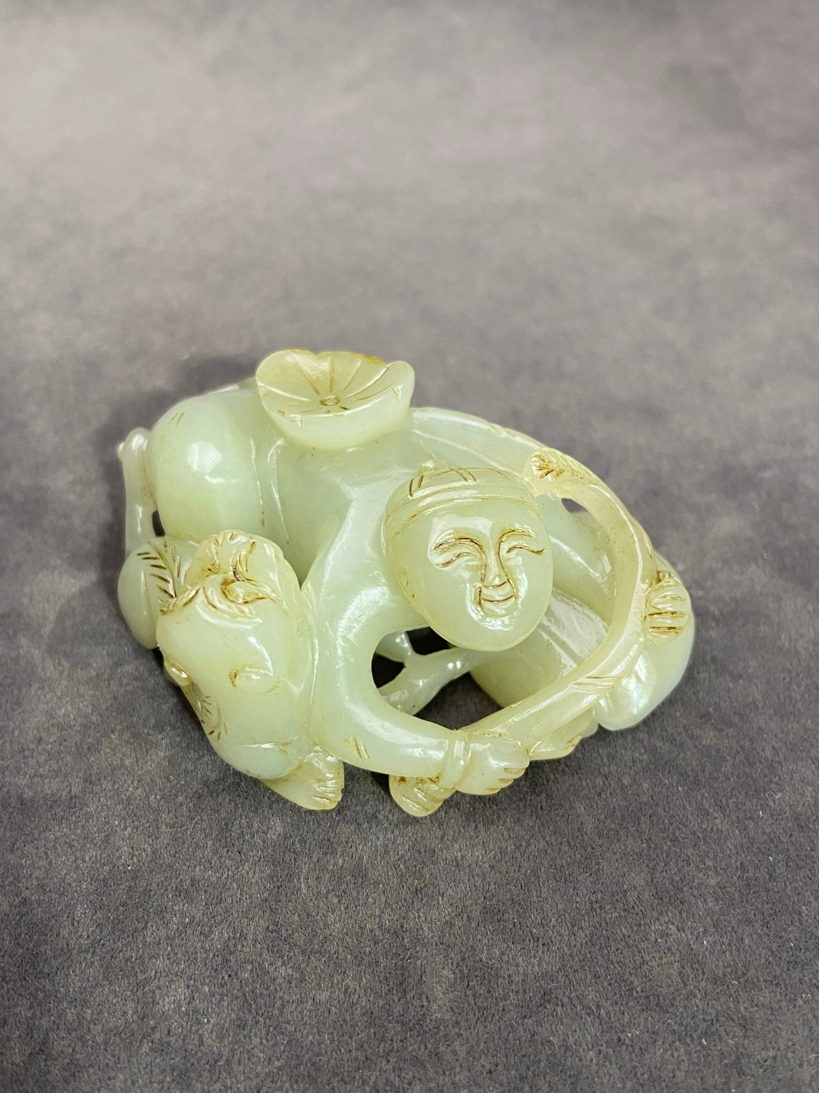 An Exquisite White Jade Figure Hand Piece: An Exquisite White Jade Figure Hand Piece,Qing Dynasty,China,Size:2.7inx1.8inx1.1in,Weight:86g 白玉人物手把件,中国清代