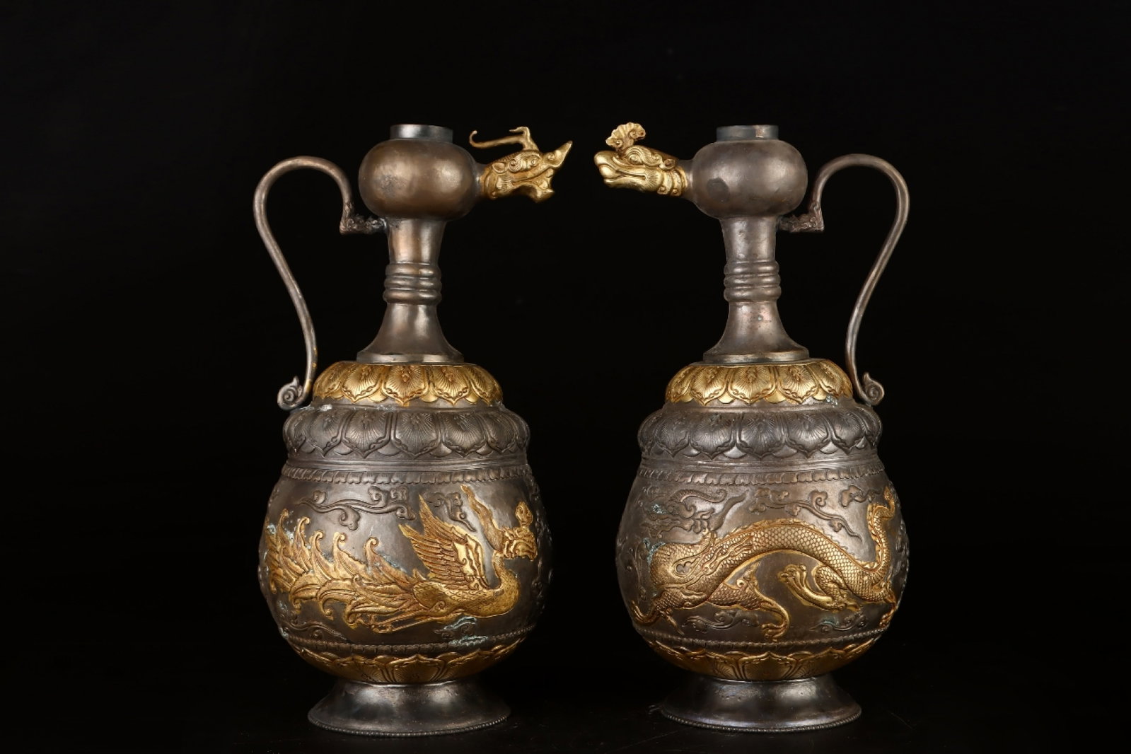 A Pair of Exquisite Gilt Bronze Dragon and Phoenix Pattern Vases: A Pair of Exquisite Gilt Bronze Dragon and Phoenix Pattern Vases,Tang Dynasty, China,With Mark,Size:12.2inx5.7in Weight:1556g 一对铜鎏金龙凤纹瓶,&