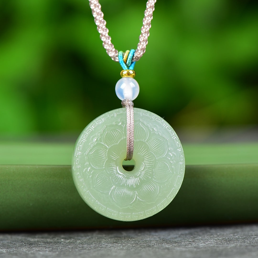 An Exquisite Greenish Jade Pendant: An Exquisite Greenish Jade Pendant,Size:1.1inx1.1in 青玉挂件