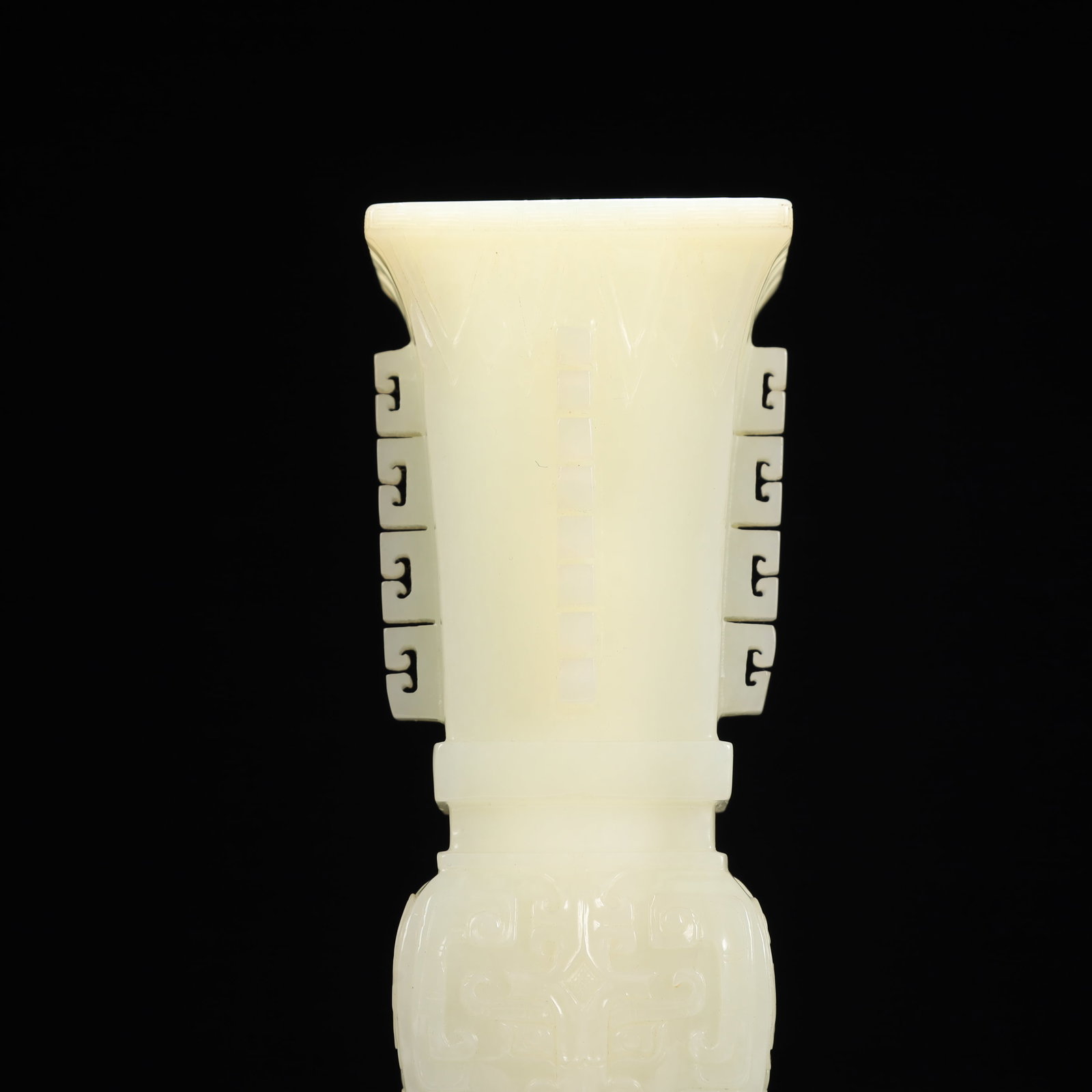 An Exquisite White Jade Beast-Face Pattern Vase - 2
