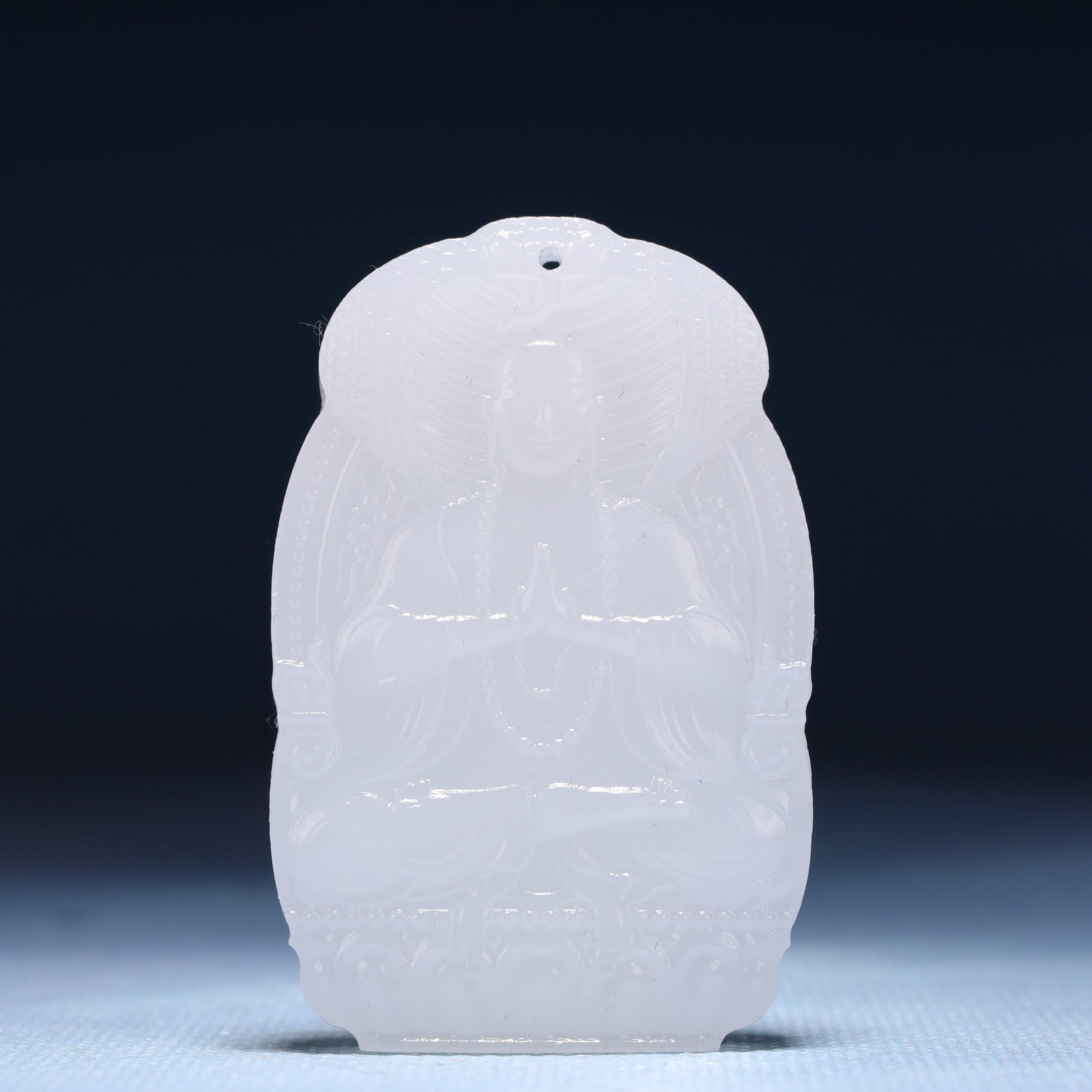 An Exquisite White Jade Statue of Kshitigarbha Bodhisattva Pendant: An Exquisite White Jade Statue of Kshitigarbha Bodhisattva Pendant,Size:1.6inx0.4inx2.3in,Weight:42g 白玉地藏王像牌