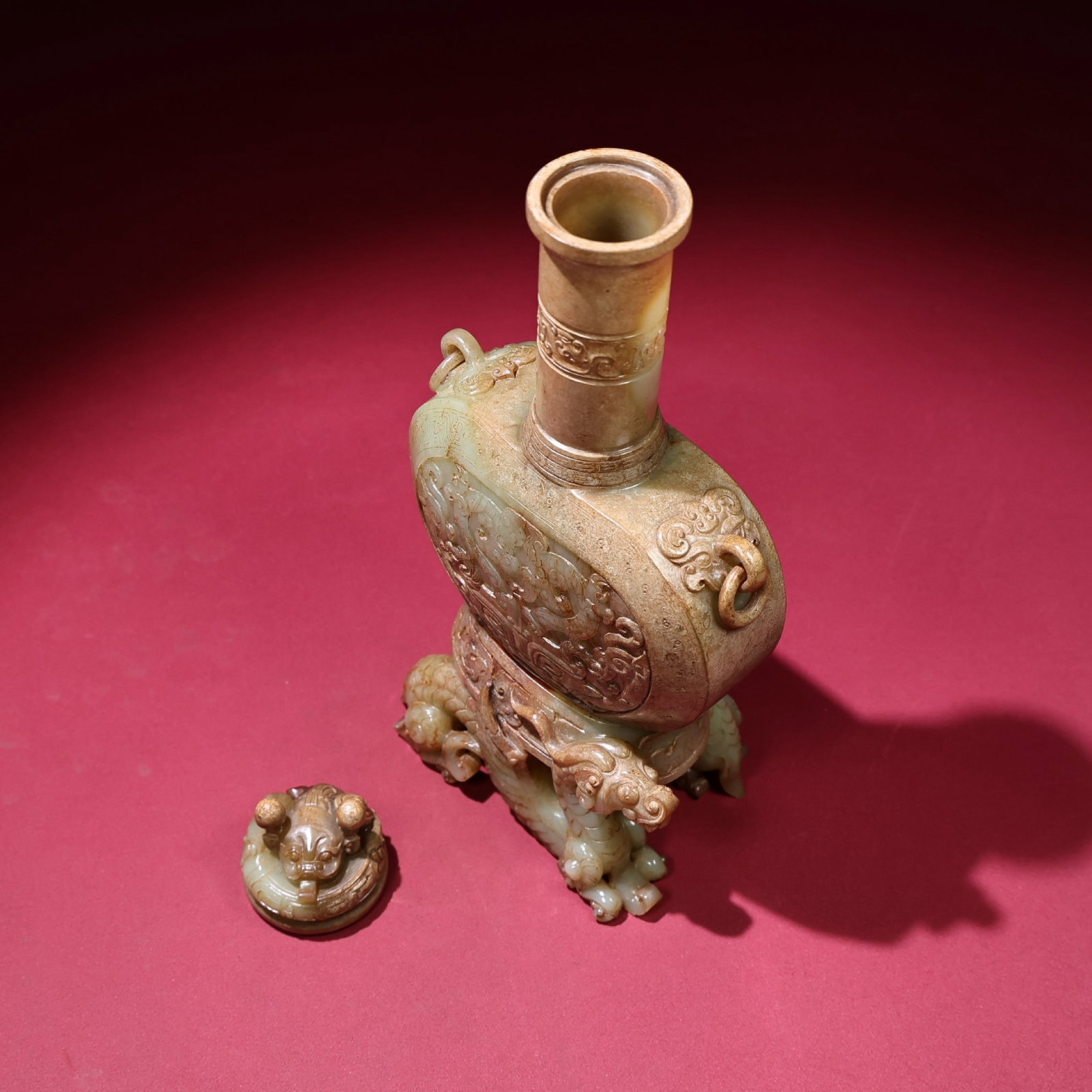 An Exquisite White Jade Auspicious Beast Pattern Bottle - 2