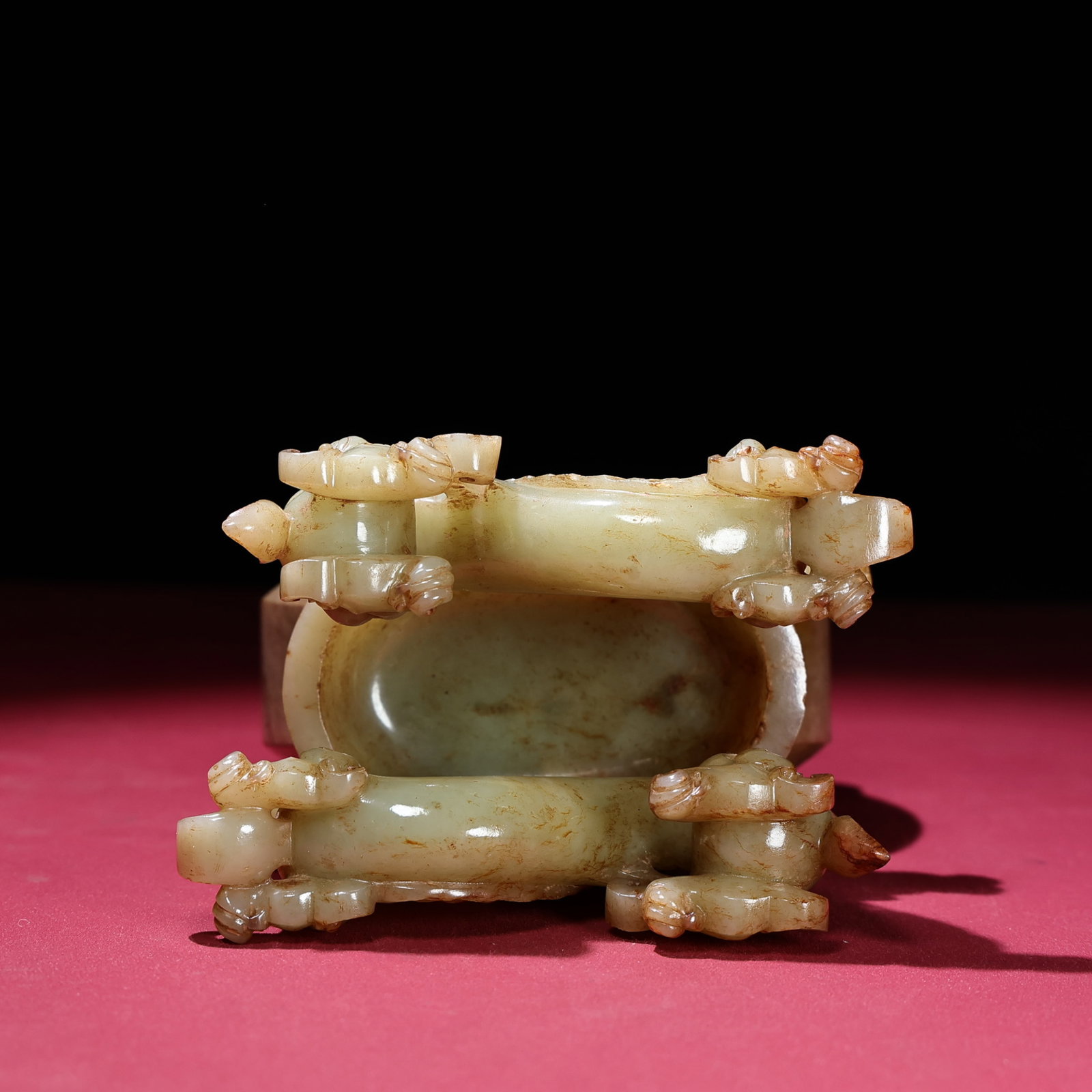 An Exquisite White Jade Auspicious Beast Pattern Bottle - 9