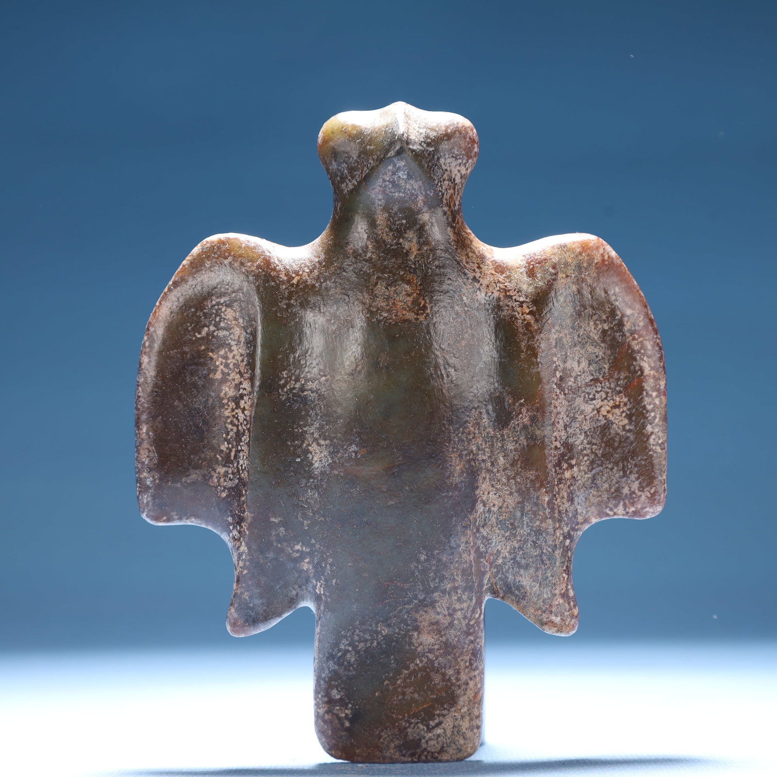 An Archaic Hongshan Culture Greenish Jade Bird Ornament: An Archaic Hongshan Culture Greenish Jade Bird Ornament,Ancient Time,China,Size:5.1inx4.1inx1in,Weight:350g