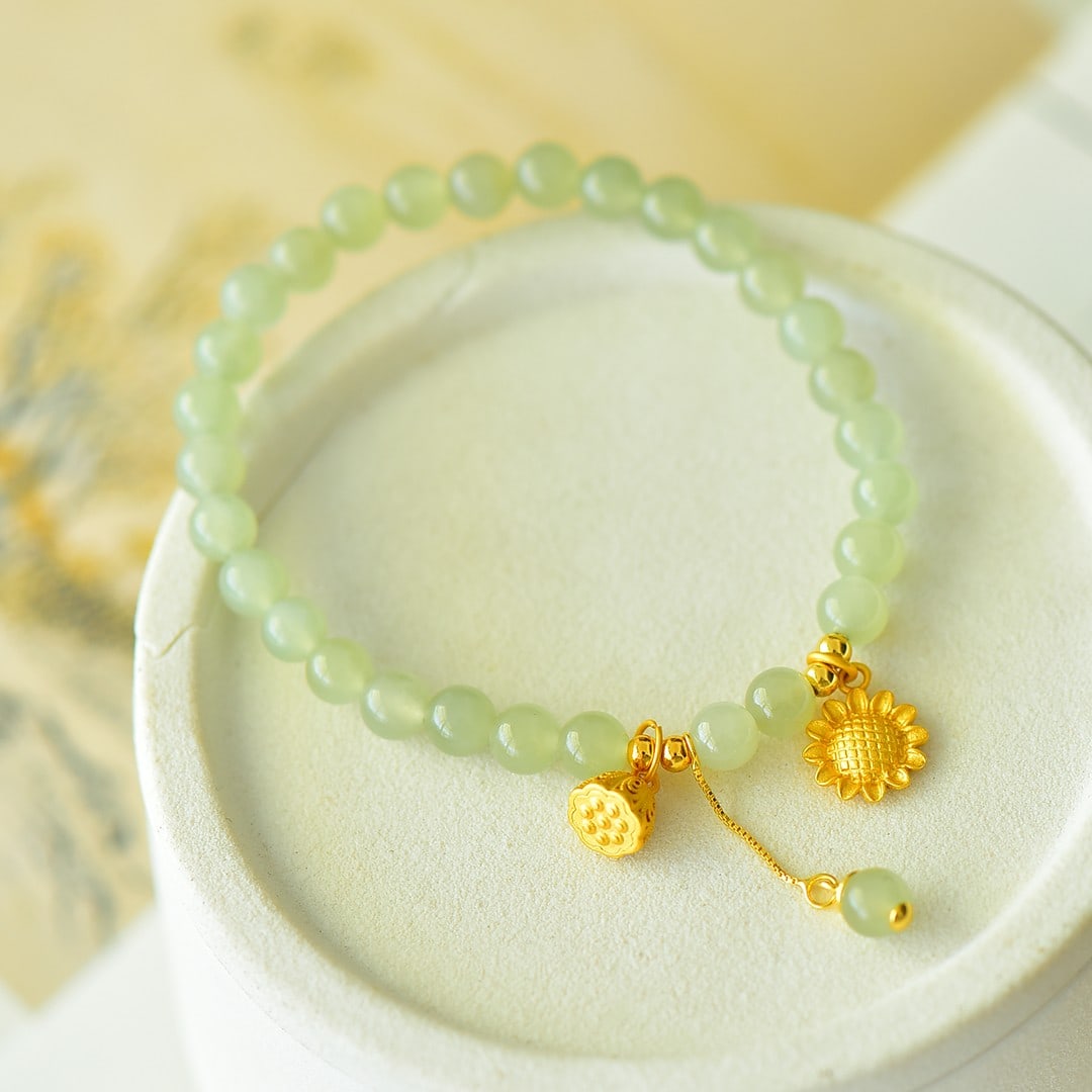 An Exquisite Sterling Silver-Gold Plated Inlaid Sapphire Bracelet: An Exquisite Sterling Silver-Gold Plated Inlaid Sapphire Bracelet,Size:0.2in 纯银镀金镶青玉手链
