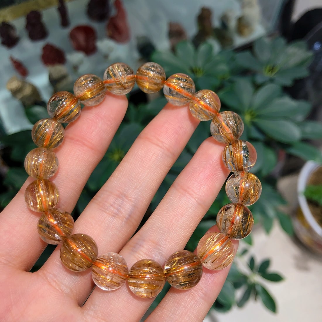 An Exquisite Crystal Bracelet - 3