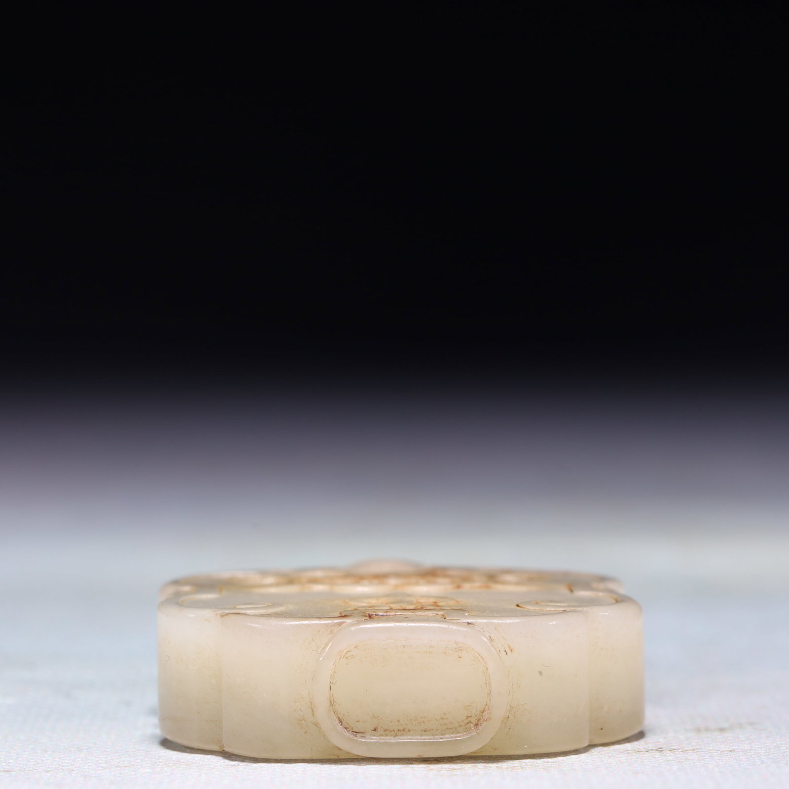 An Exquisite White Jade Beast-Face Pattern Snuff Bottle - 6