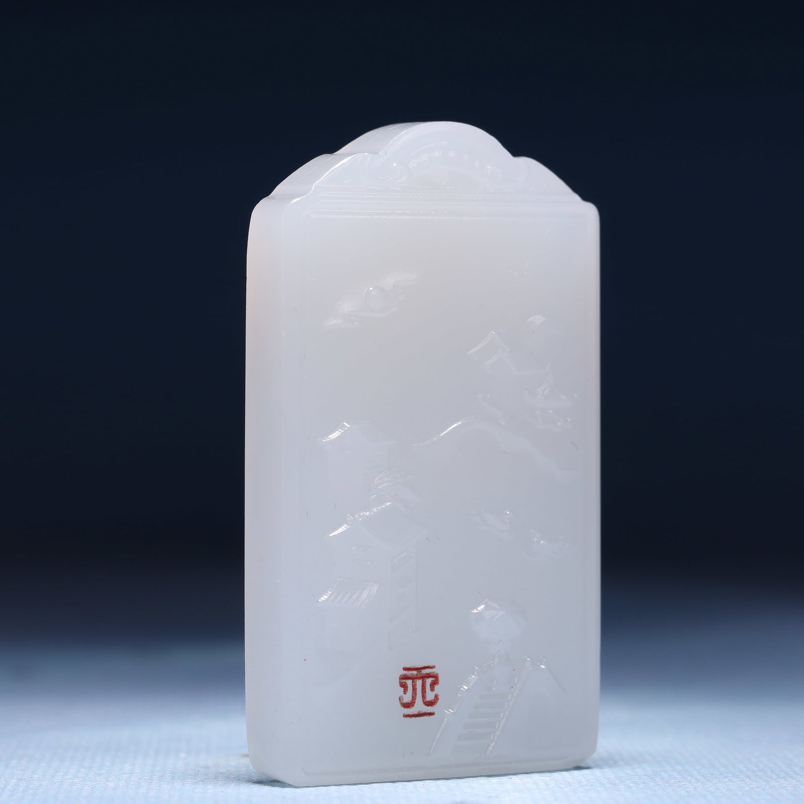 An Exquisite White Jade Landscape Pattern Pendant - 3