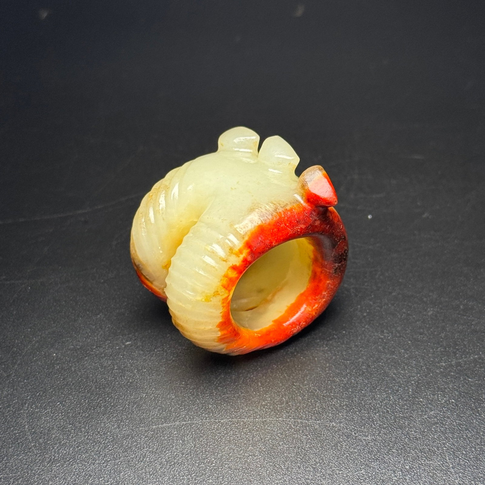 An Exquisite White Jade Cicada Pattern Thumb Ring: An Exquisite White Jade Cicada Pattern Thumb Ring,Qing Dynasty,China,Size:1.6inx1.5inx1.3in,Weight:56g 白玉蝉纹扳指,中国清代