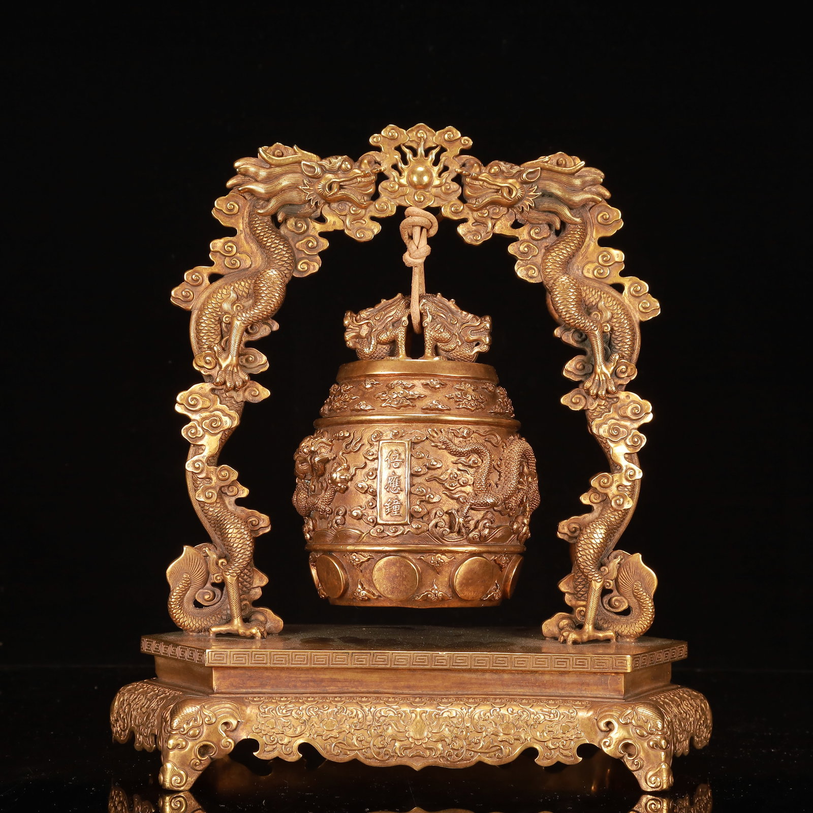 A Rare Gilt Bronze Dragon Pattern Chime: A Rare Gilt Bronze Dragon Pattern Chime,Qing Dynasty, China,Qianlong Six-character Mark,Size:12.6inx7.1inx13in,Weight:8400g 铜鎏金龙纹编钟,中国