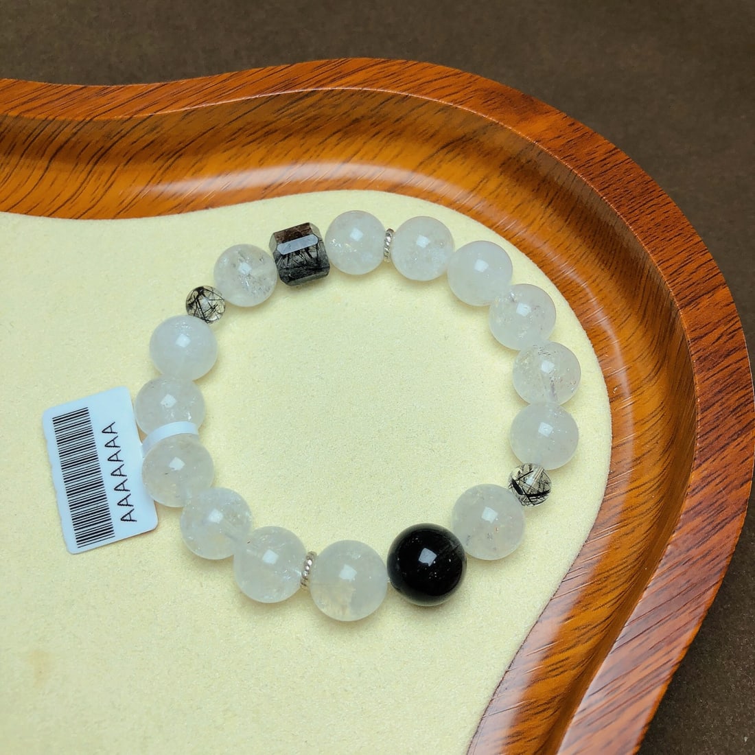An Exquisite Crystal Bracelet: An Exquisite Crystal Bracelet,Size:0.4in,Weight:33.2g 水晶手串