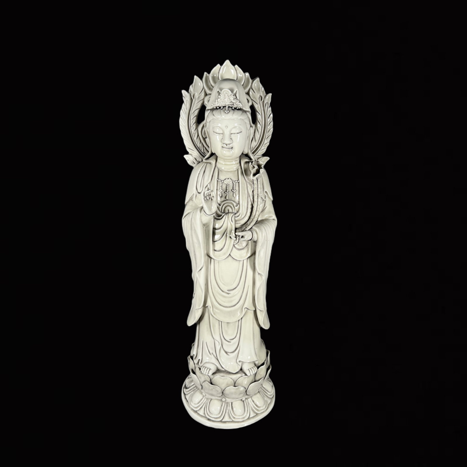 A Solemn Blance-De-Chine Statue of Avalokitesvara: A Solemn Blance-De-Chine Statue of Avalokitesvara,Ming Dynasty,China,He Chaozong Mark,Size:29.1in 德化瓷观音像,中国明代,何朝