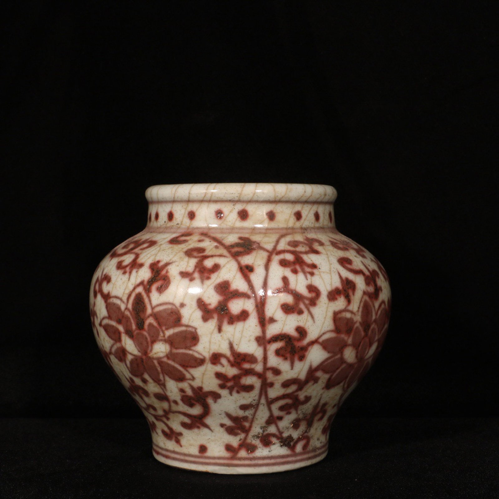 An Exquisite Underglaze-Red Lotus Pattern Jar - 6