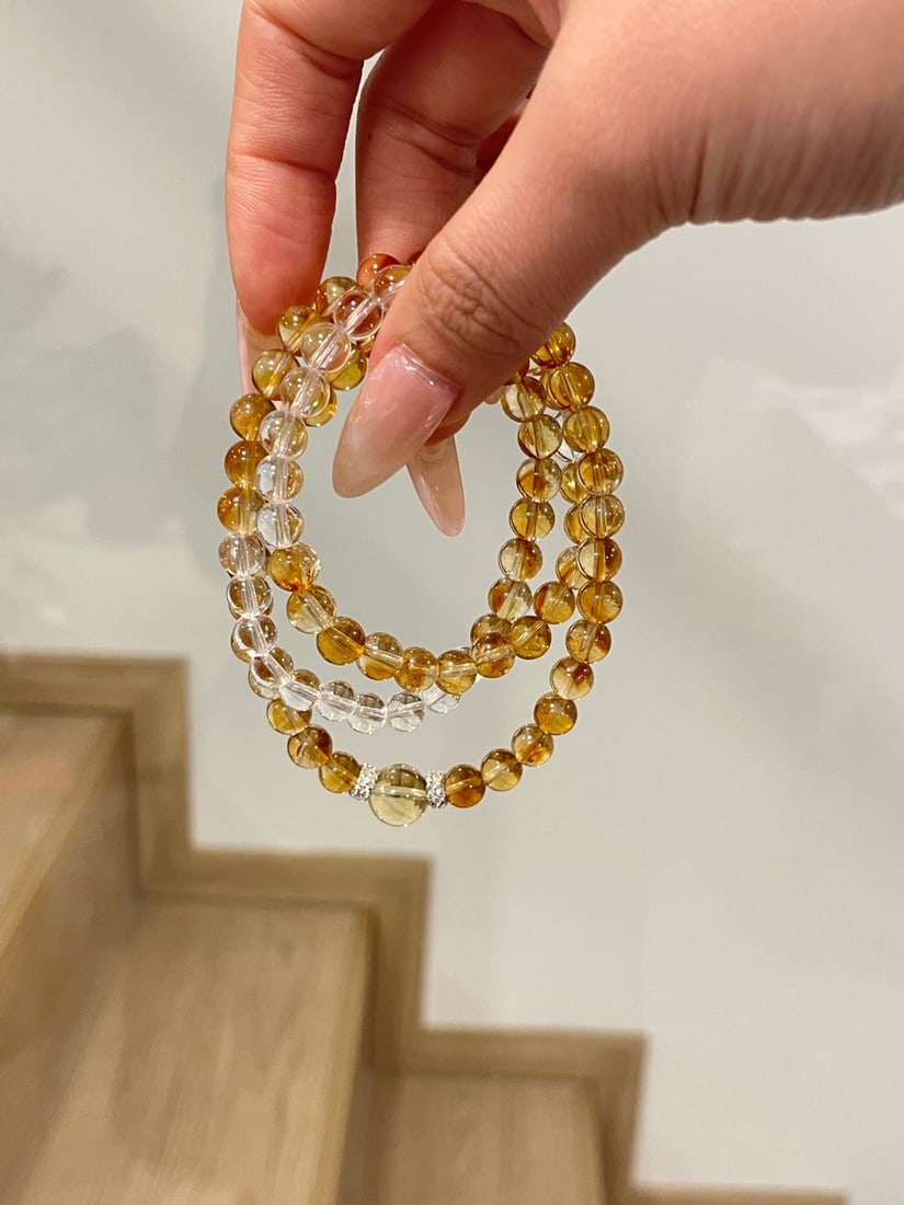 An Exquisite Crystal Bracelet - 5