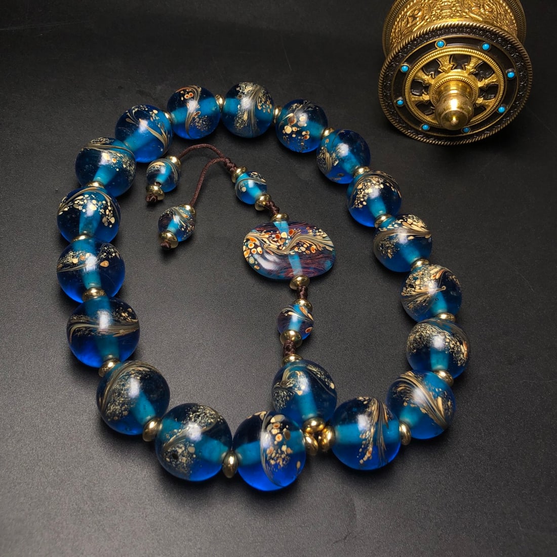 An Exquisite Glass Pendant: An Exquisite Glass Pendant,Size:0.7in*18 琉璃挂件