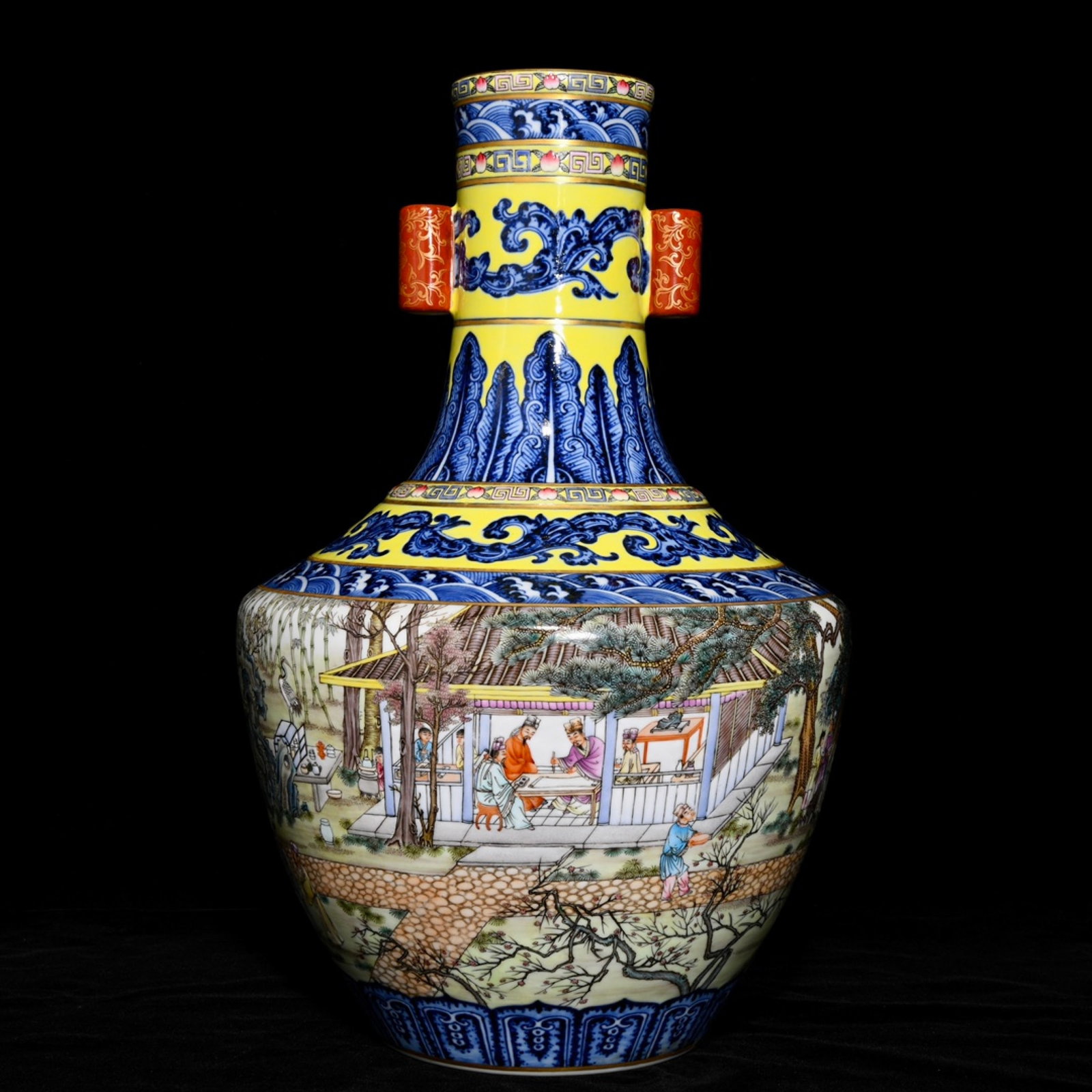 A Huge Blue and White Famille-Rose Character and Story Pattern Double-Ears Vase: A Huge Blue and White Famille-Rose Character and Story Pattern Double-Ears Vase,Qing Dynasty,China,Qianlong Six-character Mark,Size:15.9inx10.2in 青花粉彩人物ਠ