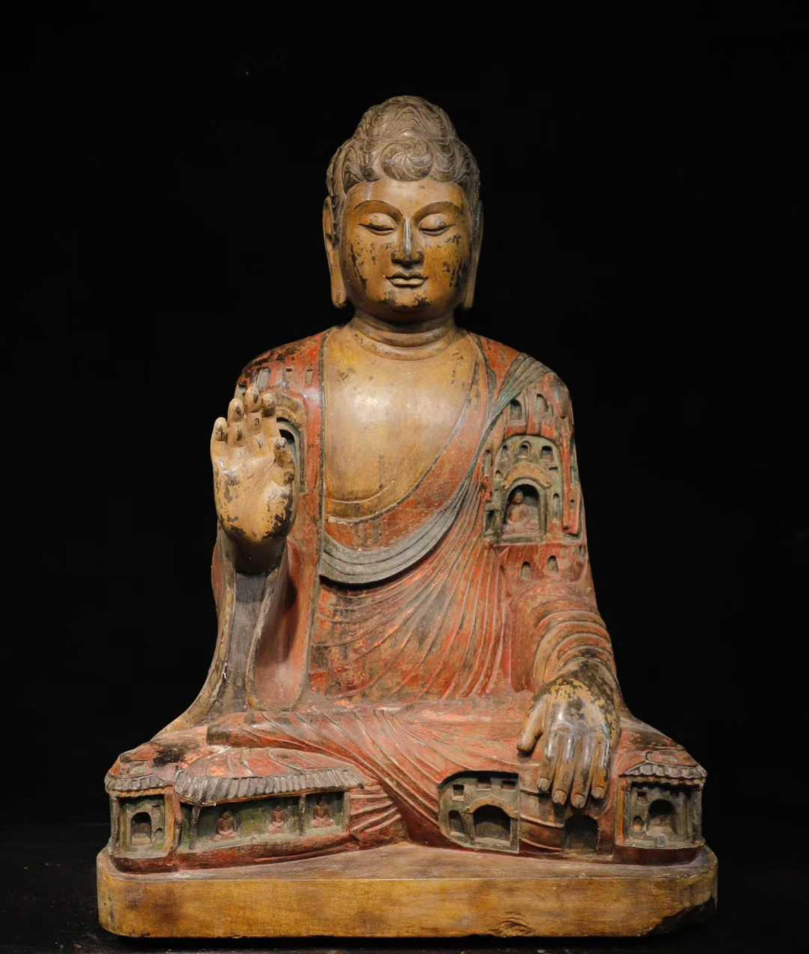 A Solemn Limestone Painted Color Statue of Sakyamuni: A Solemn Limestone Painted Color Statue of Sakyamuni,Tang Dynasty,China,Size:42.5inx30.7inx22.8in 青石彩绘释迦摩尼像,中国唐É