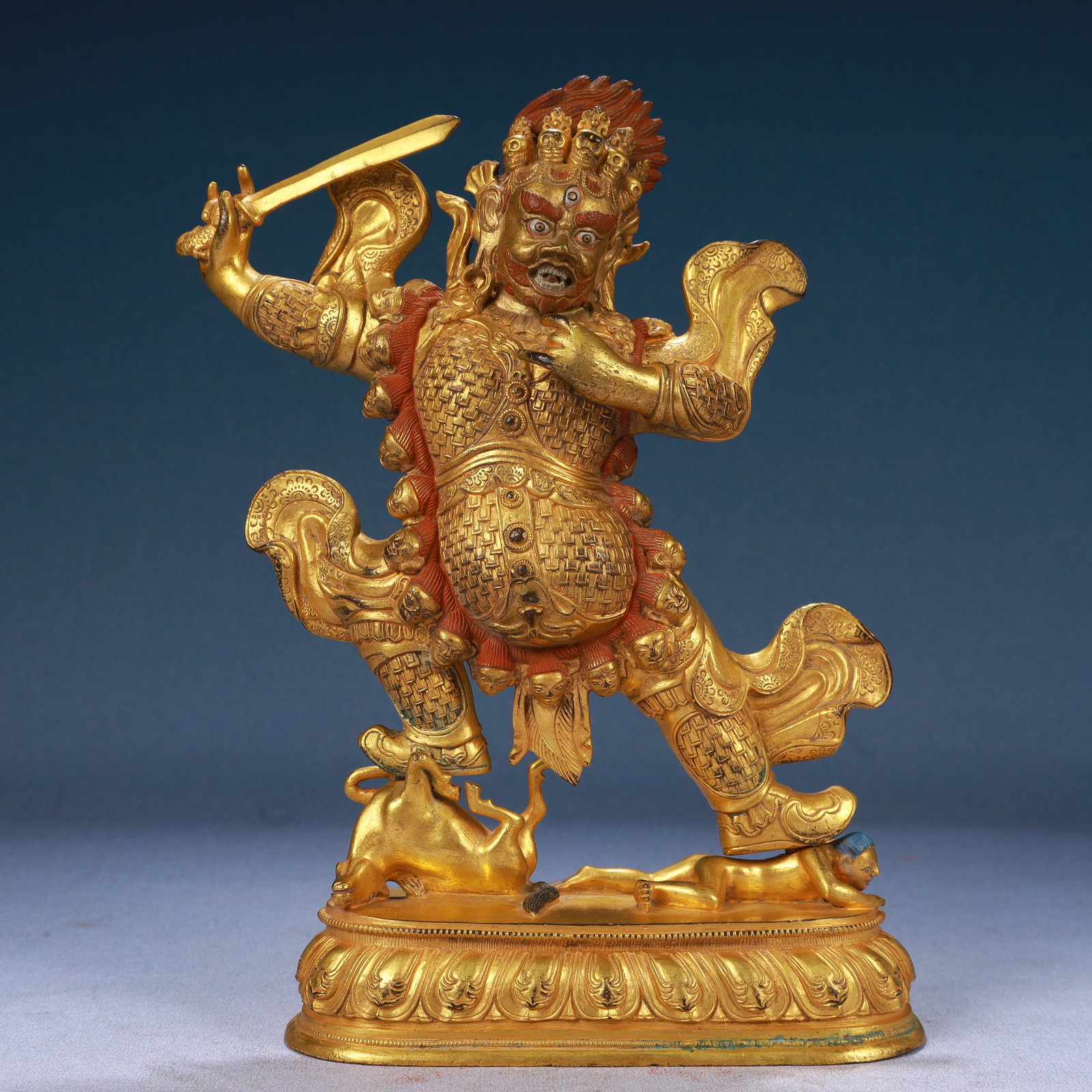 A Solemn Gilt Bronze Statue of Vajra: A Solemn Gilt Bronze Statue of Vajra,Qing Dynasty, China,Size:7.1inx6.3inx10.2in,Weight:2900g 铜鎏金金刚像,中国清代