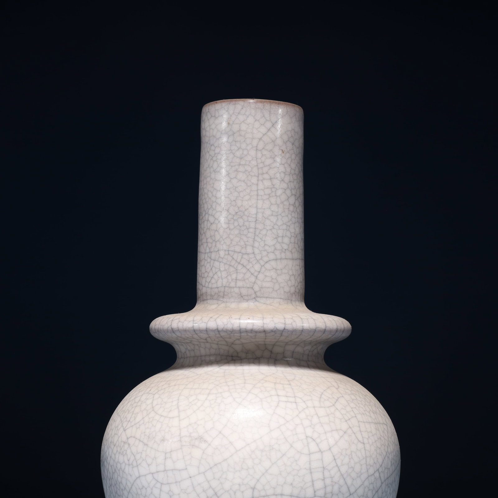 An Exquisite Ding yao Vase - 2