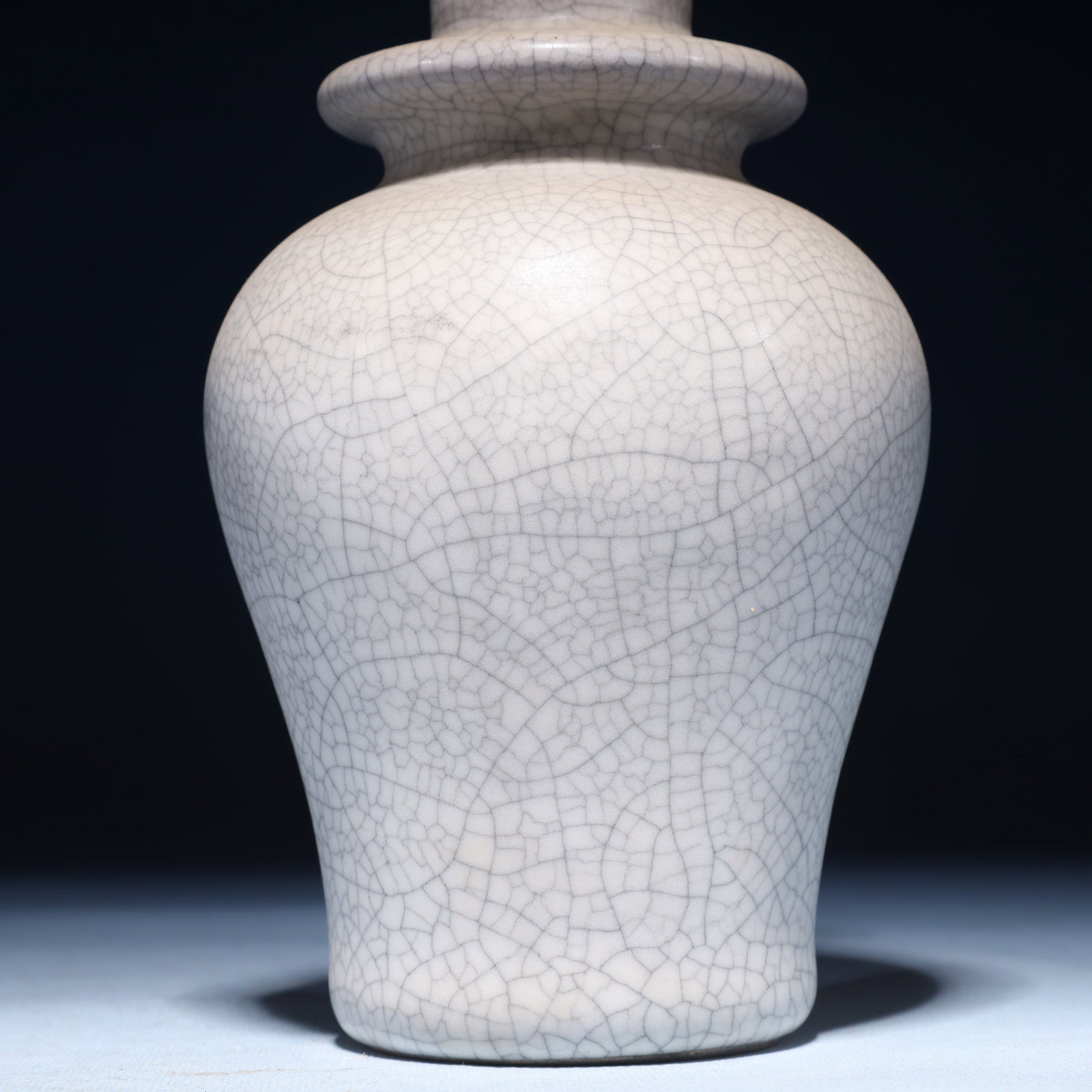 An Exquisite Ding yao Vase - 3