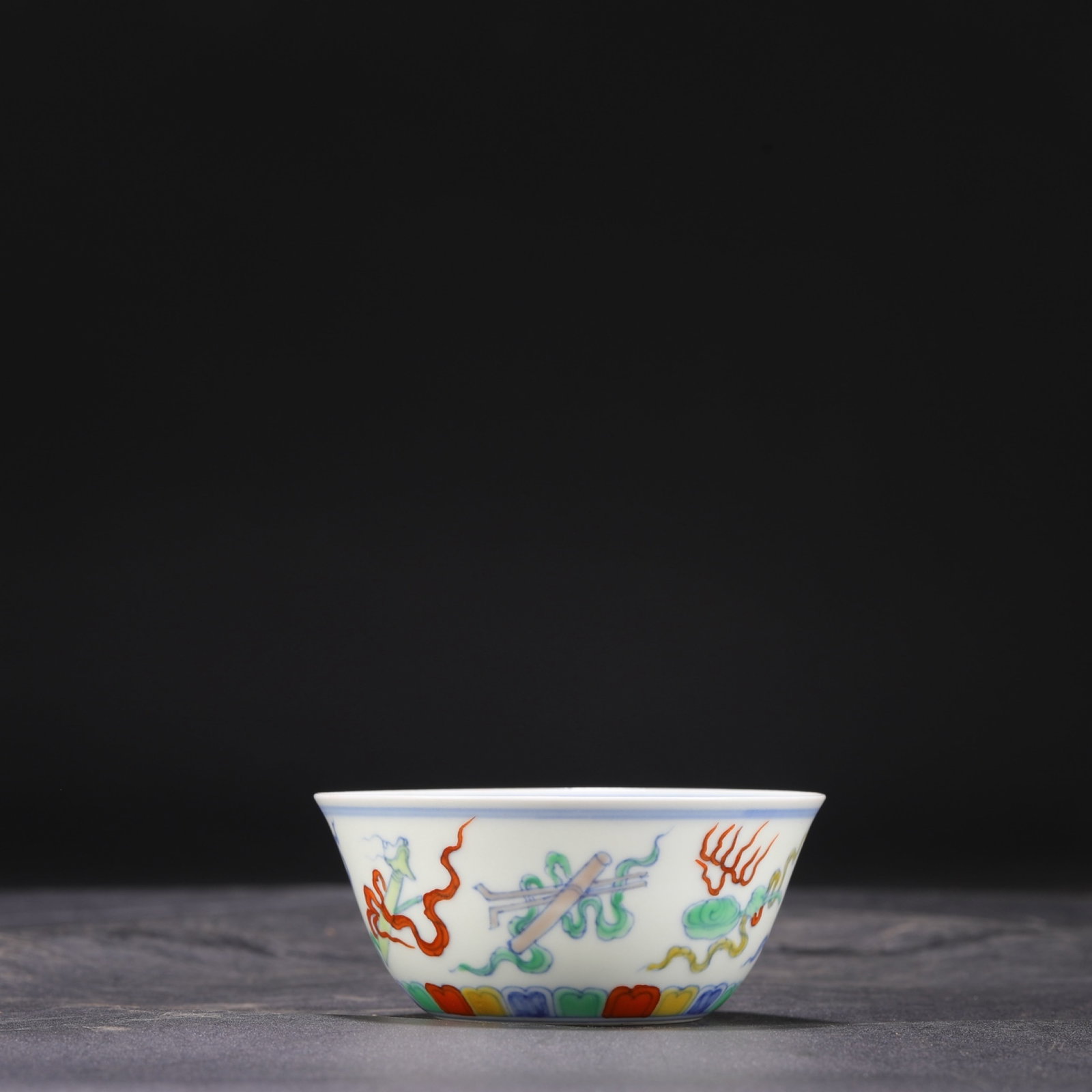 An Exquisite Doucai Eight Treasures Pattern Cup - 2