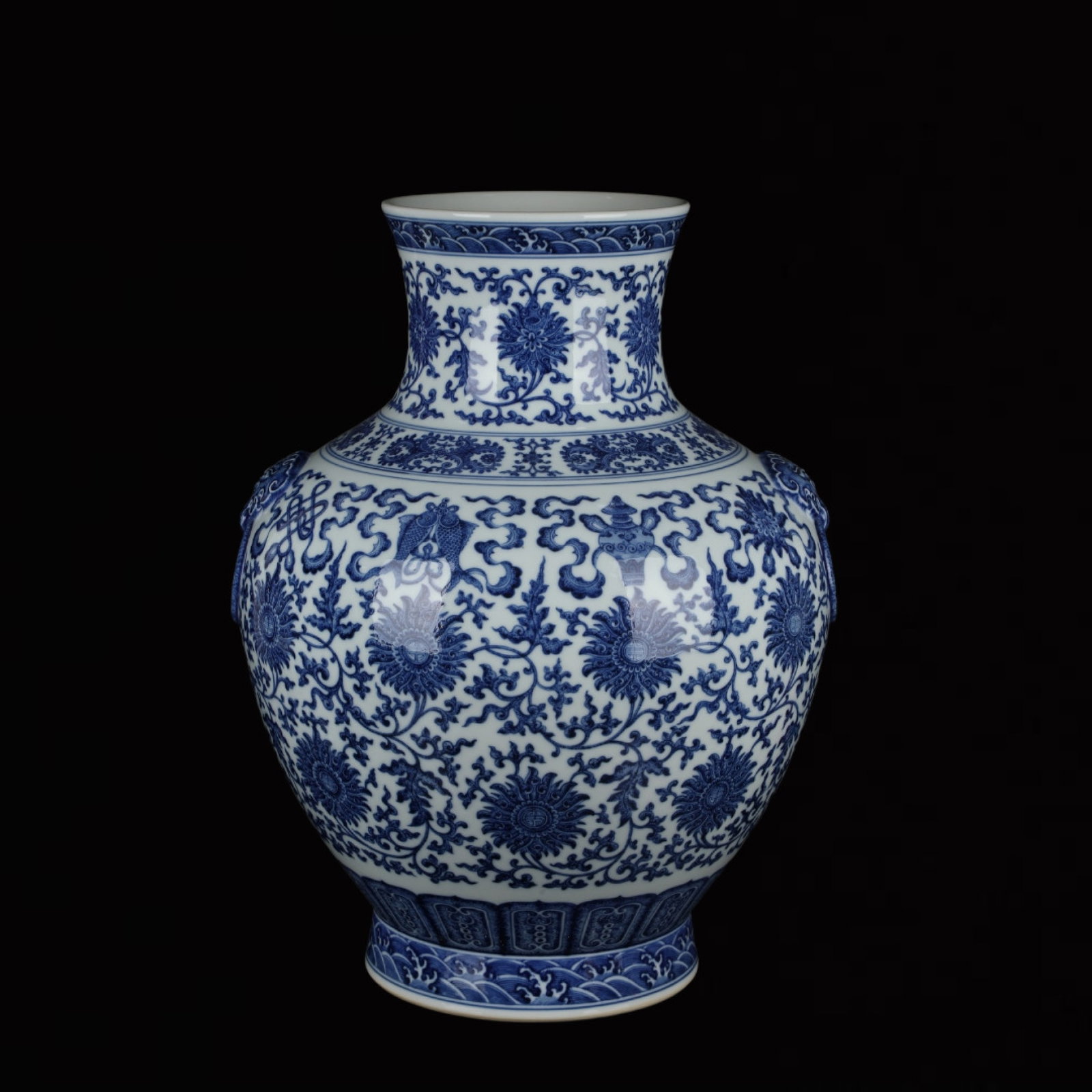 A Huge Blue and White Lotus Pattern Beast-Ears Vase: A Huge Blue and White Lotus Pattern Beast-Ears Vase,Qing Dynasty,China,Qianlong Six-character Mark,Size:20.5inx9.1in 青花缠枝莲纹兽耳瓶,中&#