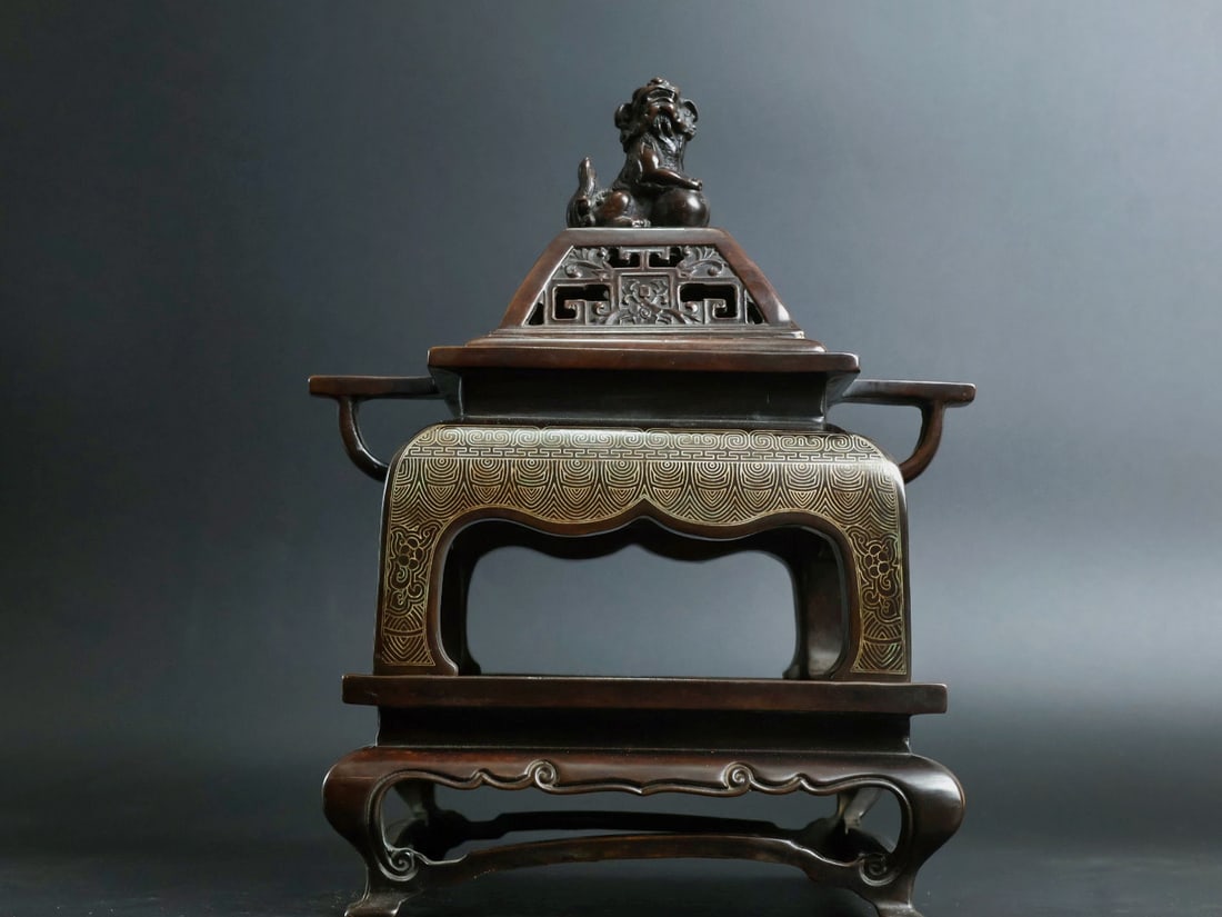 An Exquisite Bronze Inlaid Silver Beast Pattern Censer: An Exquisite Bronze Inlaid Silver Beast Pattern Censer,Qing Dynasty, China, With Mark,Size:9.1inx4.4in,Weight:5815g
