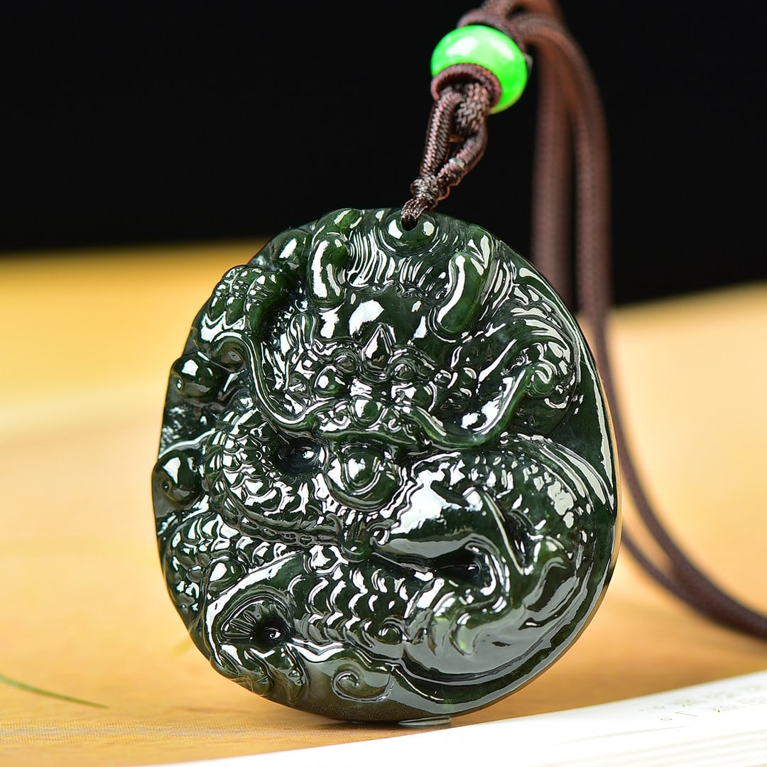 An Exquisite Jasper Dragon Pattern Pendant - 3