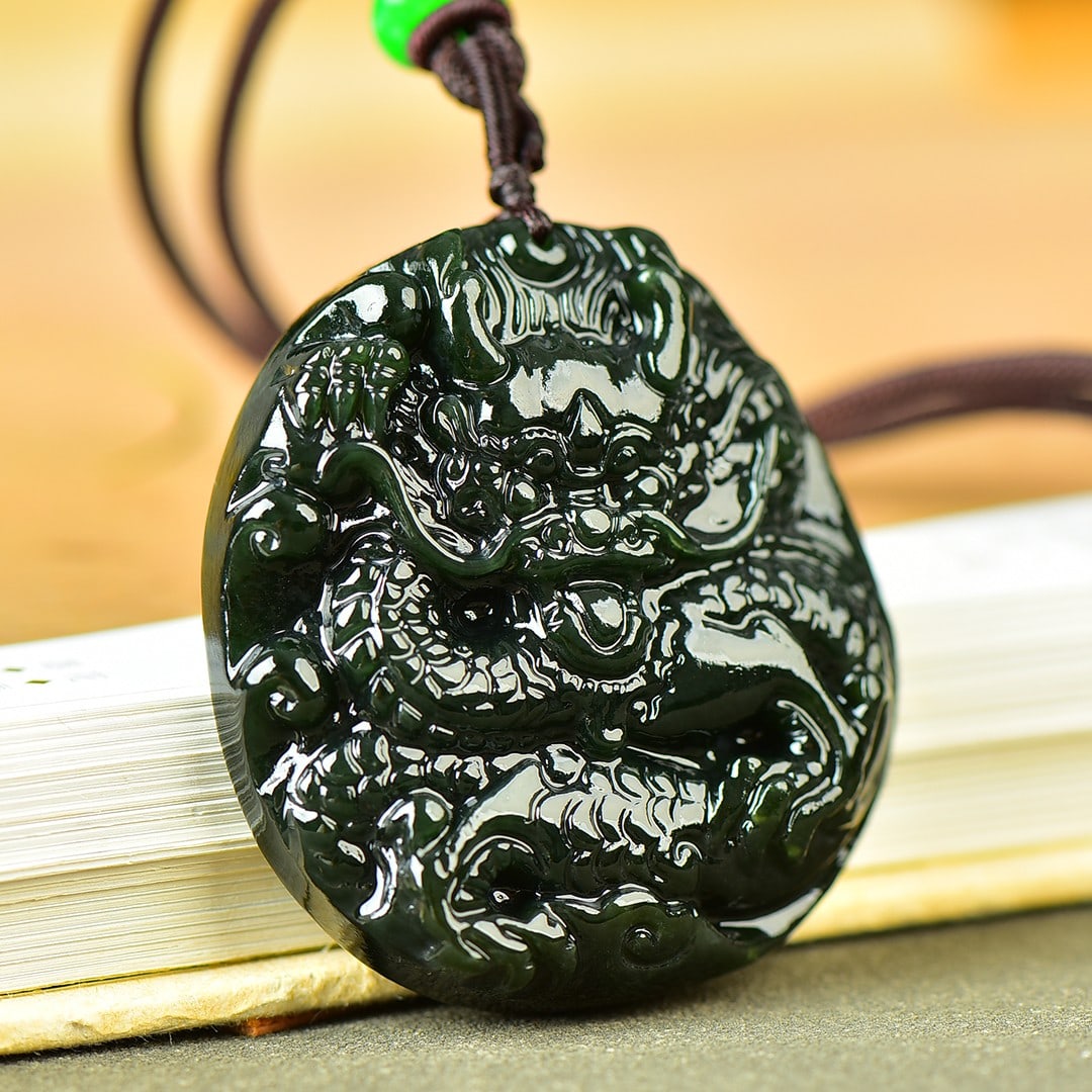 An Exquisite Jasper Dragon Pattern Pendant - 4