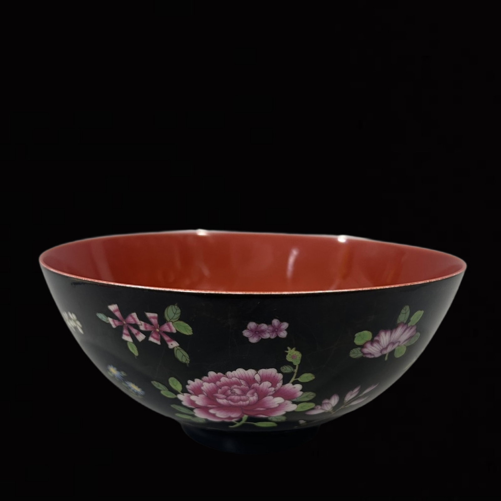 An Exquisite Black Ground Enamel Flower Pattern Bowl: An Exquisite Black Ground Enamel Flower Pattern Bowl,Qing Dynasty,China,Yongzheng Four-character Mark,Size:6.5inx3in