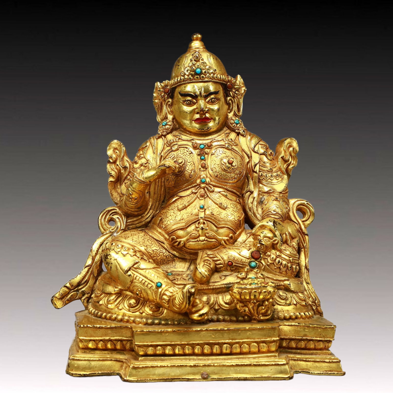A Solemn Gilt Bronze Statue of Mammon,Inlaid Turquoise: A Solemn Gilt Bronze Statue of Mammon,Inlaid Turquoise,Ming Dynasty, China,Size:7.7inx5.7inx9.6in,Weight:3000g 铜鎏金财神像,嵌绿松石,中