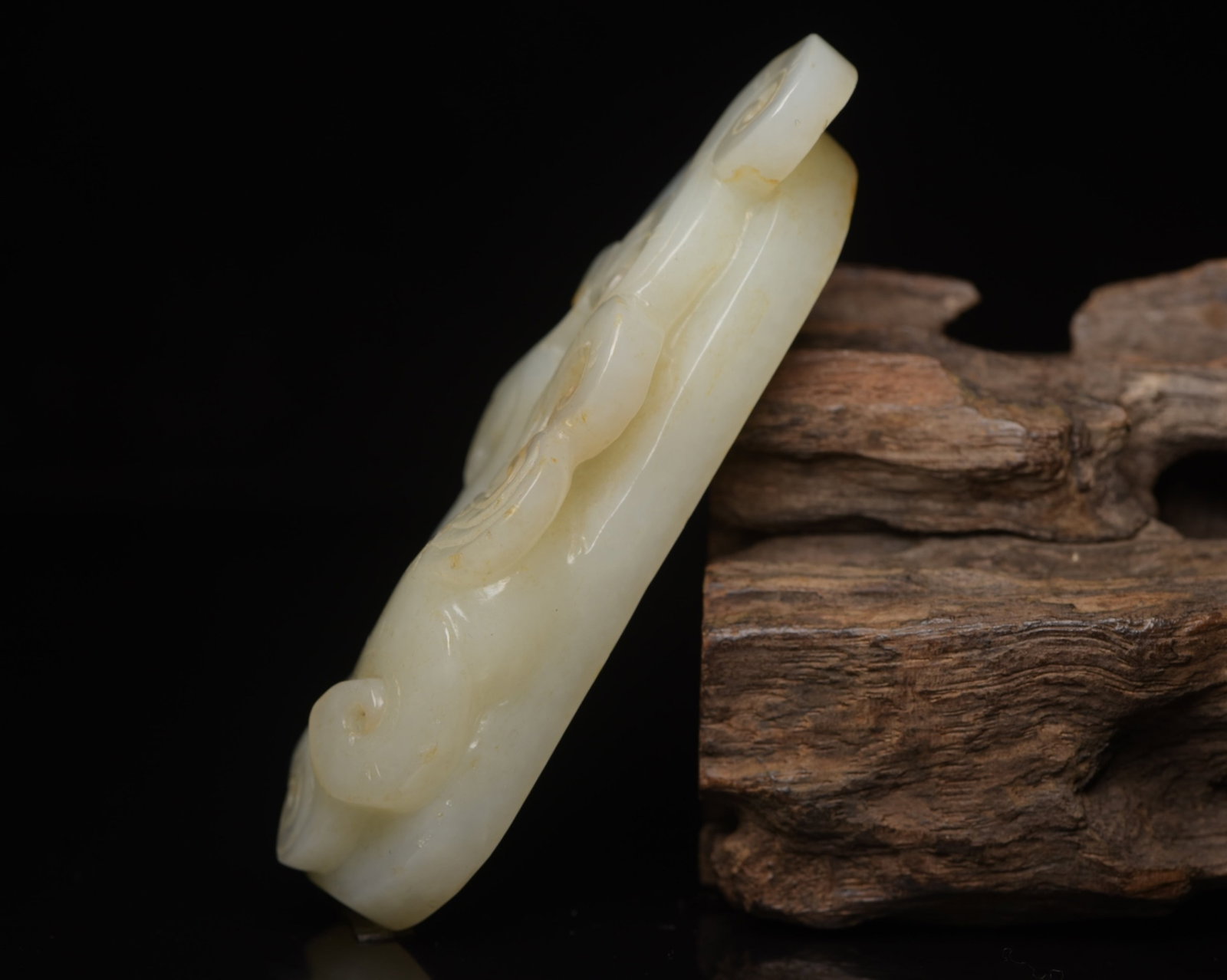An Exquisite White Jade Phoenix Pattern Pendant - 3
