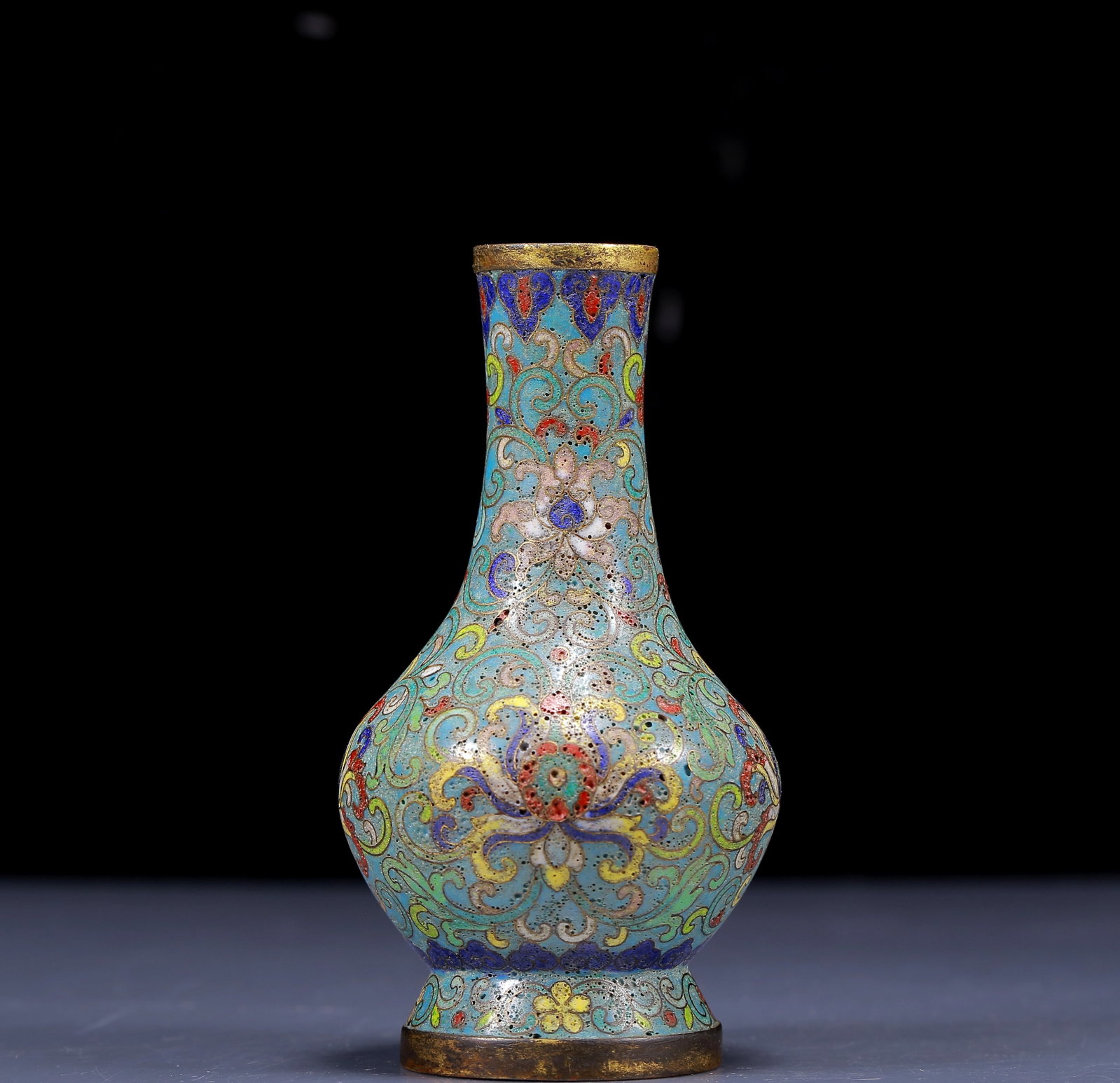 An Exquisite Cloisonne Lotus Pattern Vase: An Exquisite Cloisonne Lotus Pattern Vase,Qing Dynasty, China,Qianlong Four-character Mark,Size:2.8inx4.9in,Weight:245g