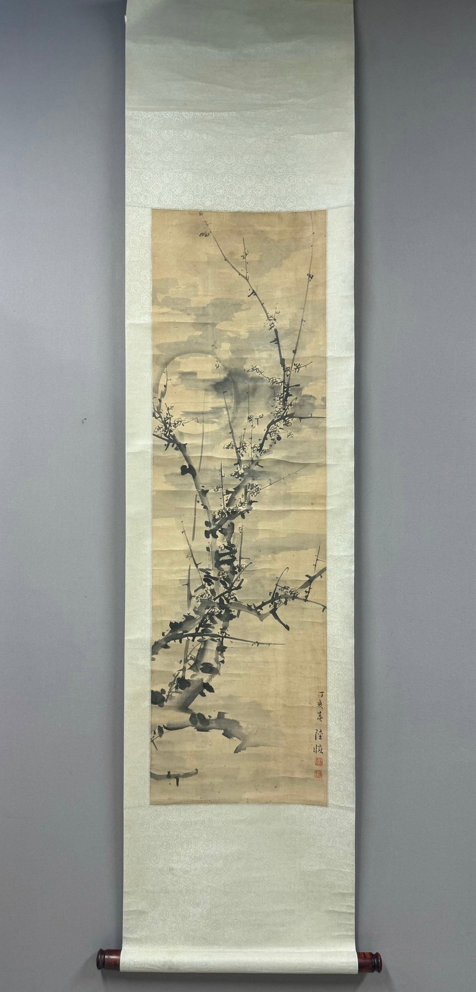 A Chinese Vertical Scroll Ink Painting of Plum Blossom on Paper: A Chinese Vertical Scroll Ink Painting of Plum Blossom on Paper,Lu Hui,Size:48inx14.2in 一幅中国水墨梅花画立轴,陆恢