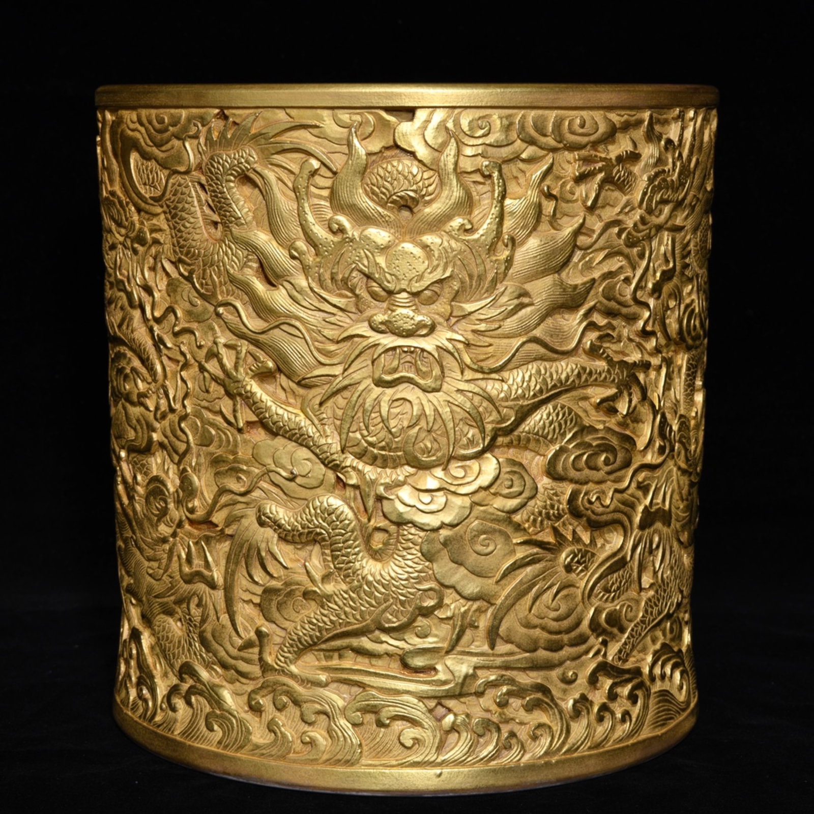 An Exquisite Gold Ground Auspicious Cloud and Dragon Pattern Brush Pot: An Exquisite Gold Ground Auspicious Cloud and Dragon Pattern Brush Pot,Qing Dynasty,China,Qianlong Six-character Mark,Size:9.6inx9.1in 金地祥云龙纹笔筒,