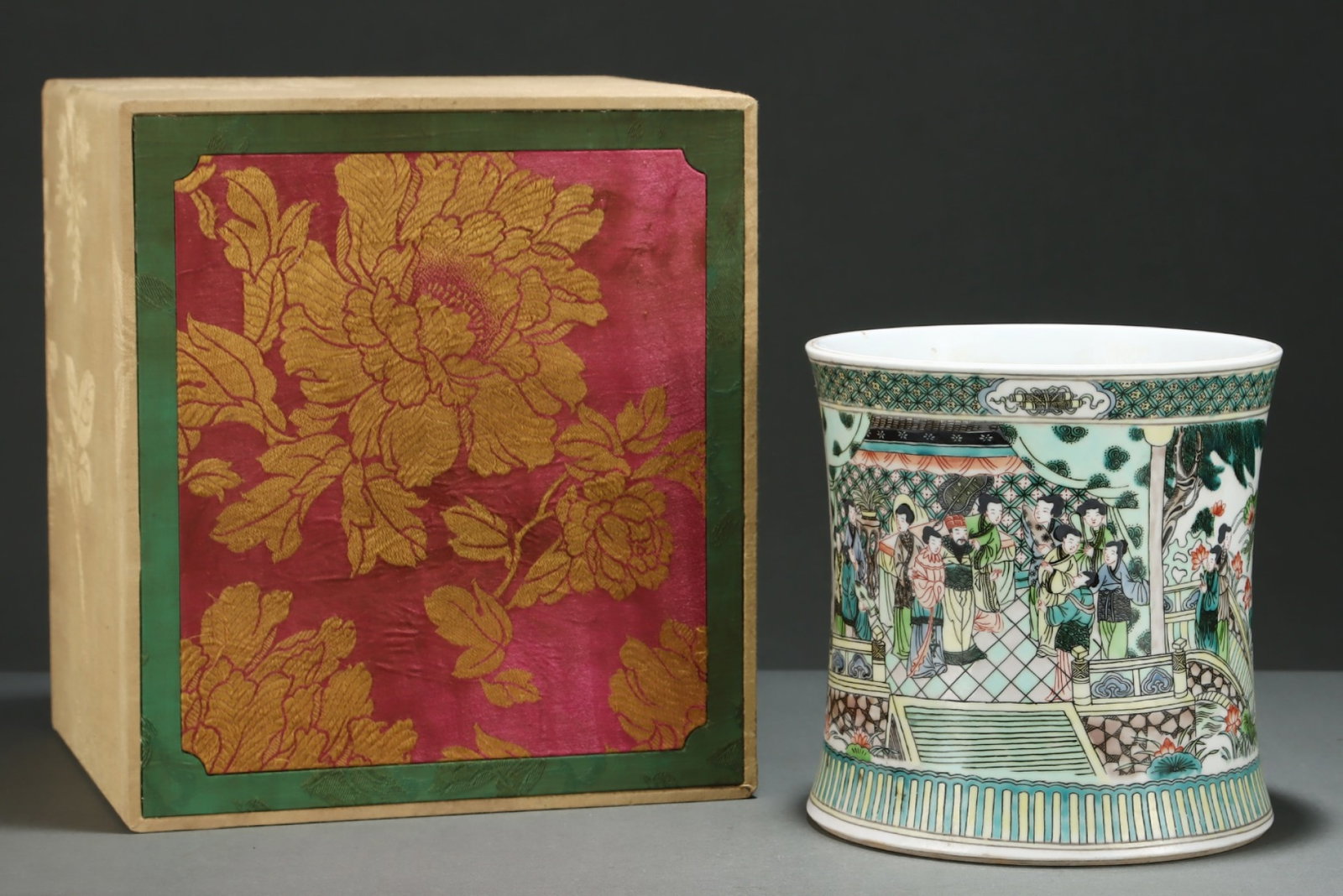 An Exquisite Wucai Character and Story Pattern Brush Pot: An Exquisite Wucai Character and Story Pattern Brush Pot,Qing Dynasty,China,Kangxi Six-character Mark,Size:7.7inx7.5in 五彩人物故事纹笔筒,中