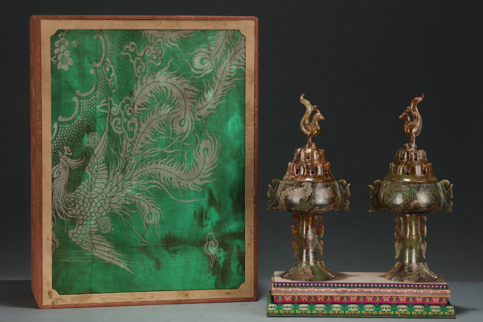 A Pair of Exquisite Archaic Jade Dragon Pattern Double-Ears Censers: A Pair of Exquisite Archaic Jade Dragon Pattern Double-Ears Censers,Qing Dynasty,China,Size:5.3inx11.9in 一对高古玉龙纹双耳香炉,ߑ