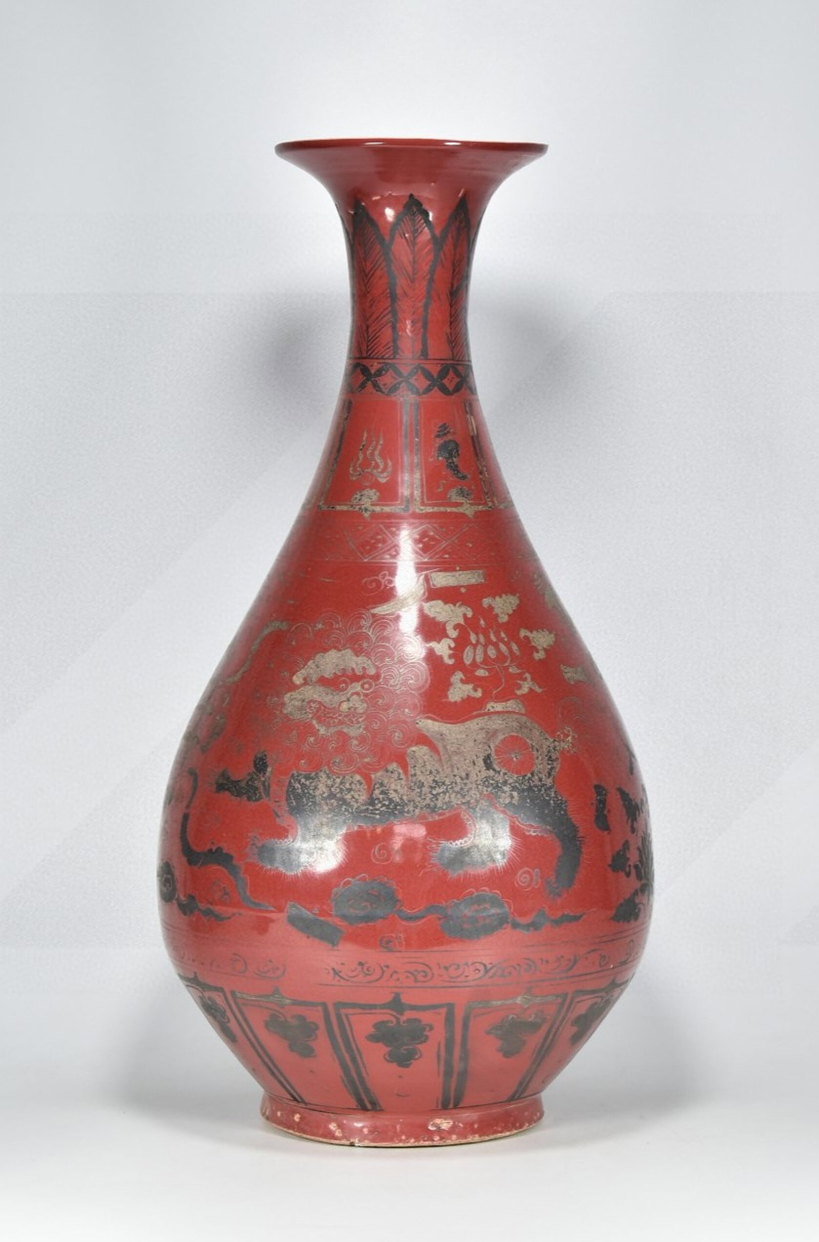A Huge Red Glazed Painted Silver Lion Pattern Vase: A Huge Red Glazed Painted Silver Lion Pattern Vase,Yuan Dynasty,China,Size:20.5inx11in 红釉描银狮子纹瓶,中国元代
