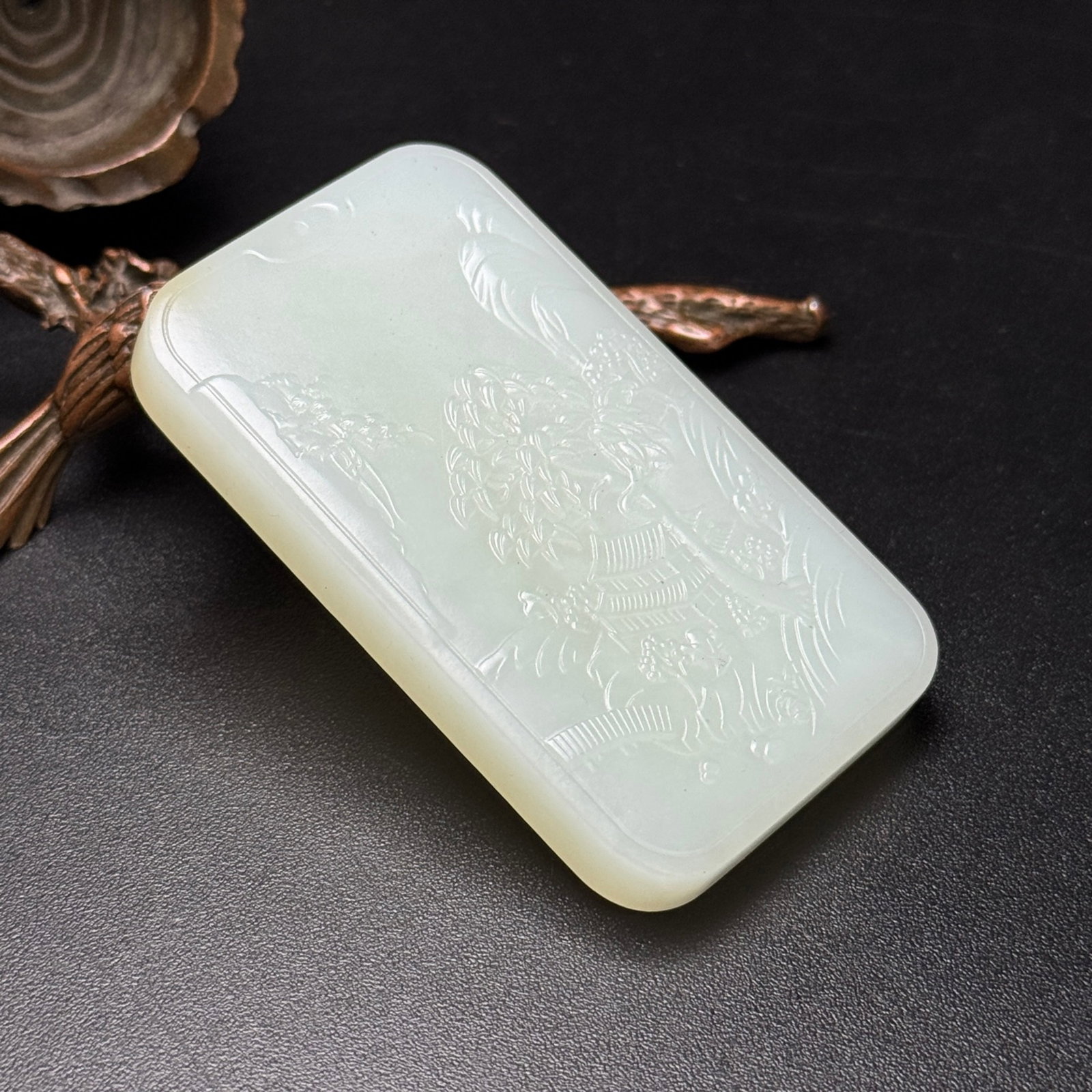 An Exquisite White Jade Landscape Pattern Pendant - 3