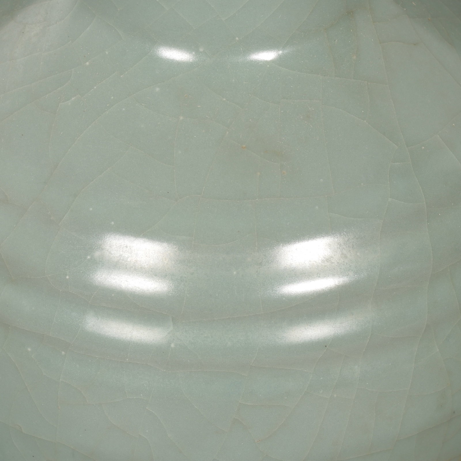 An Exquisite Guan yao Celadon Glazed Vase - 6