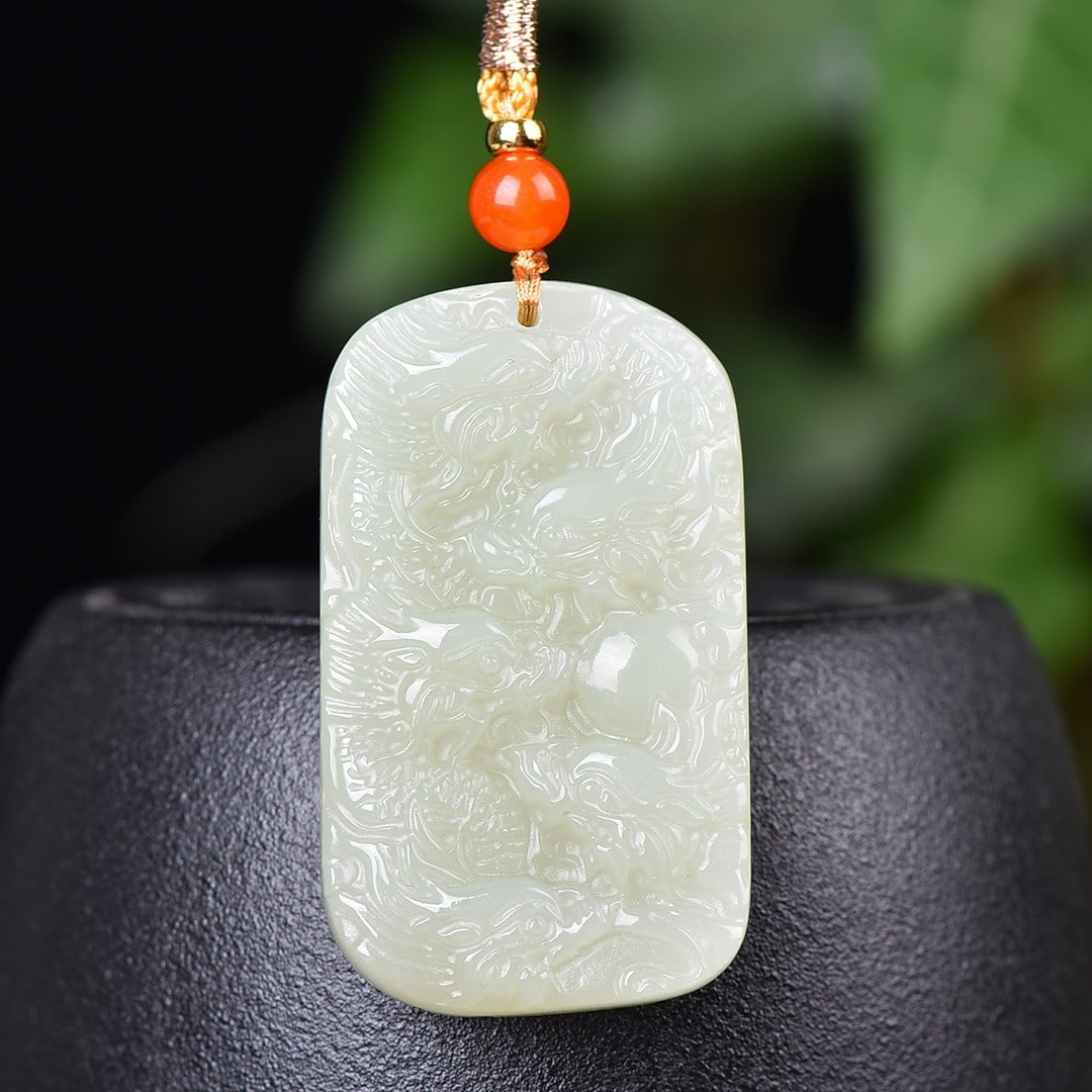 An Exquisite White Jade Dragon Pattern Pendant: An Exquisite White Jade Dragon Pattern Pendant,Size:1.1inx1.8in 白玉龙纹挂件