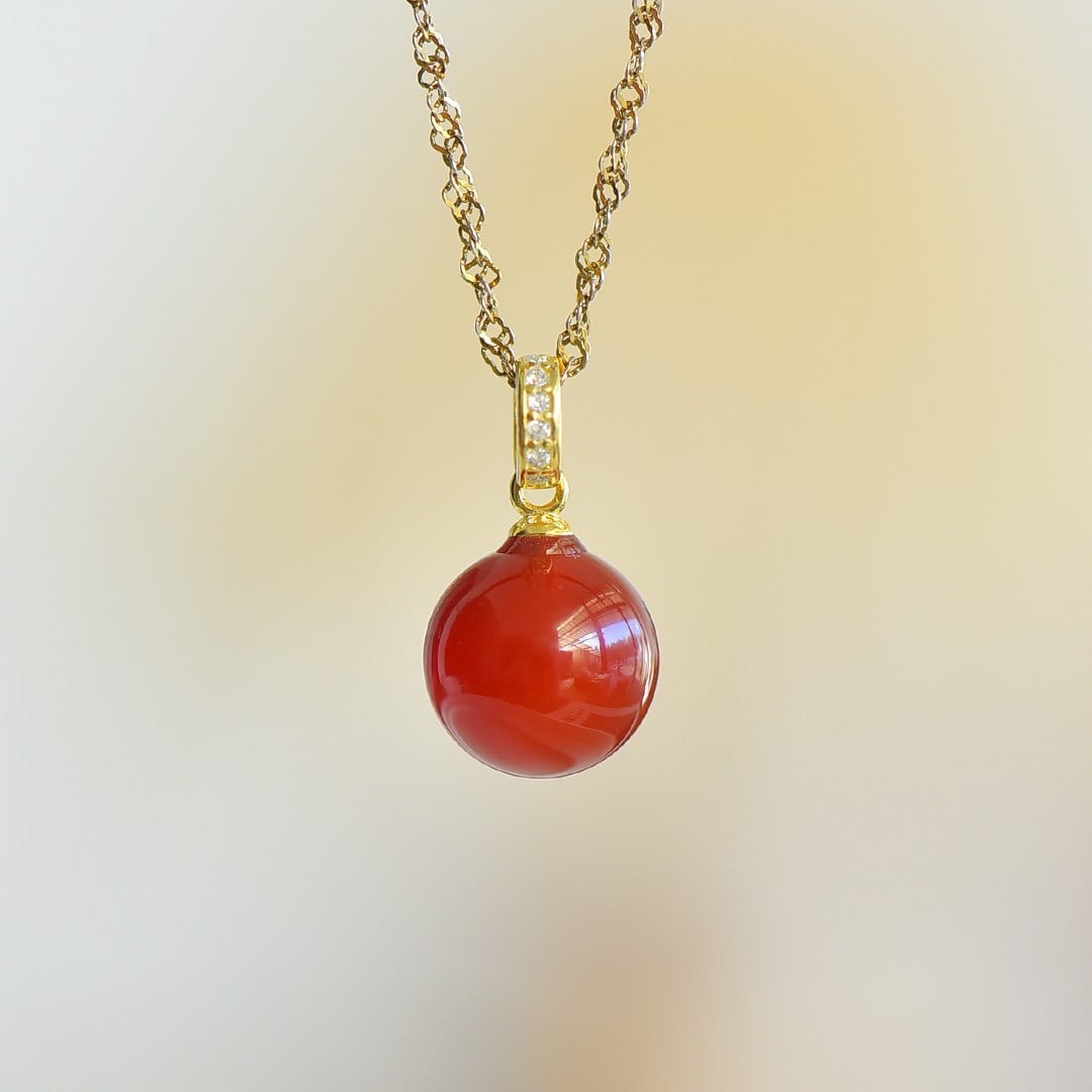 An Exquisite Sterling Silver-Gold Plated Inlaid Red Agate Necklace,Inlaid Diamond: An Exquisite Sterling Silver-Gold Plated Inlaid Red Agate Necklace,Inlaid Diamond,Size:0.4inx0.4in 纯银镀金镶红玛瑙项链,嵌钻