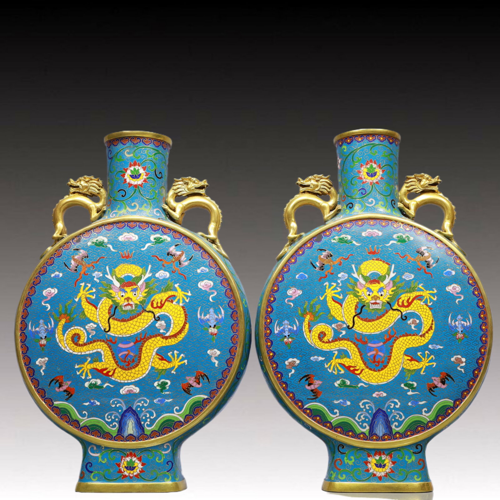 A Pair of Rare Cloisonne Dragon Pattern Dragon-Ears Vase (1 of 18)