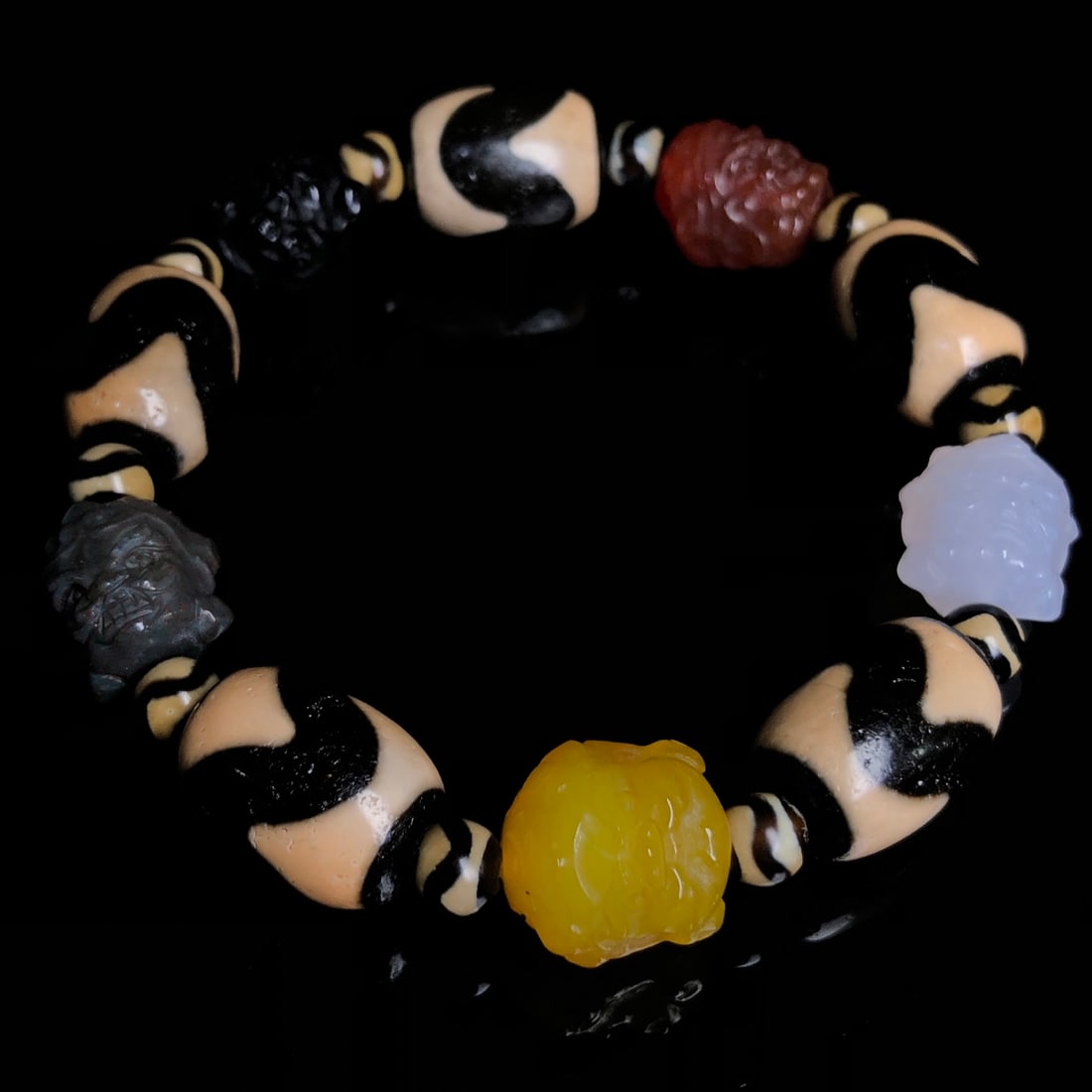 A Precious Agate Bracelets - 3